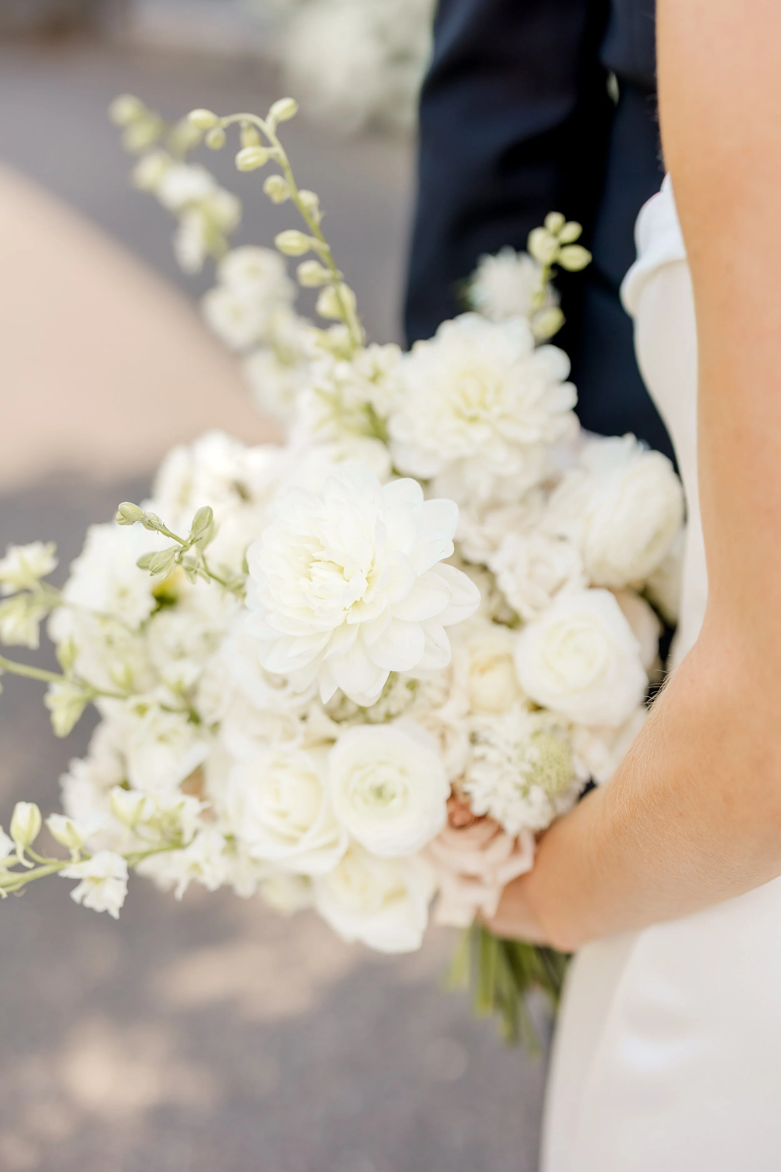 classy-golf-club-wedding-alexandra-robyn-649.jpg