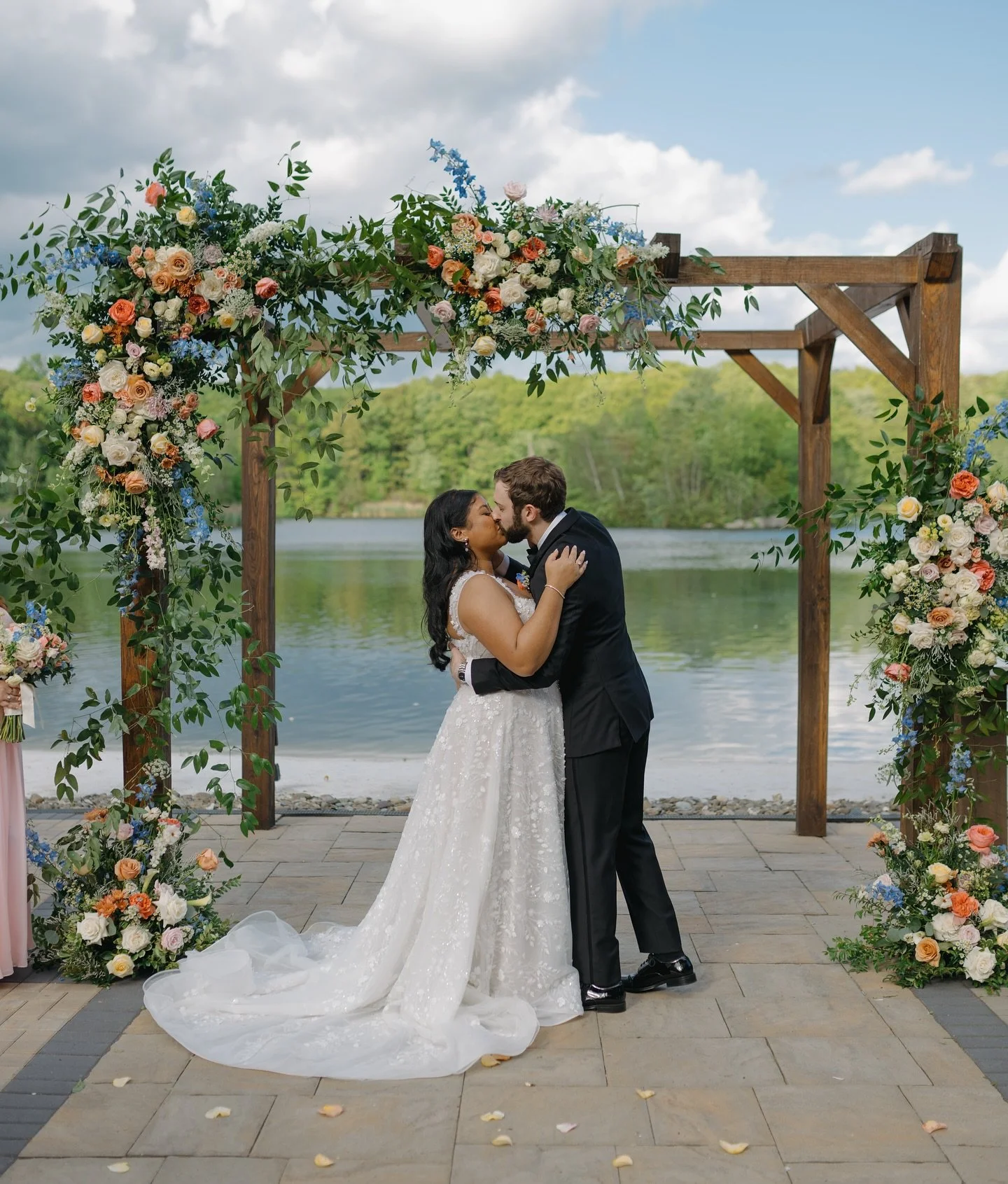 Photo: Alli Elizabeth   Ceremony  