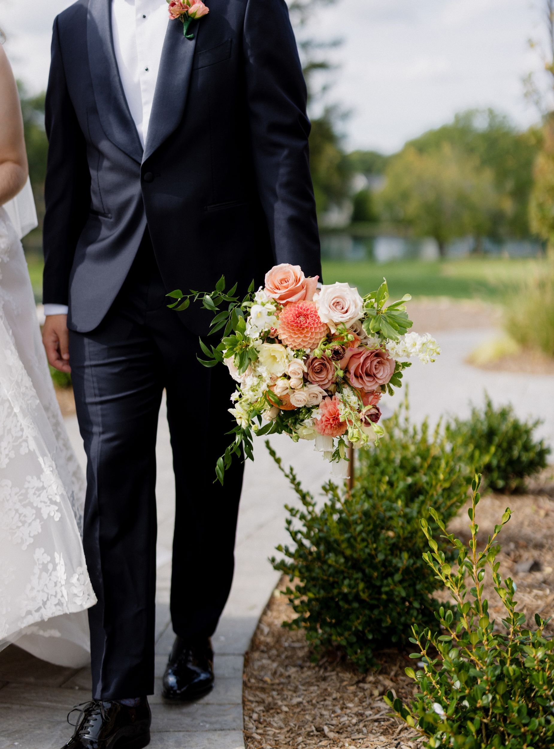 Photo: Jon Pivko   Bouquet  