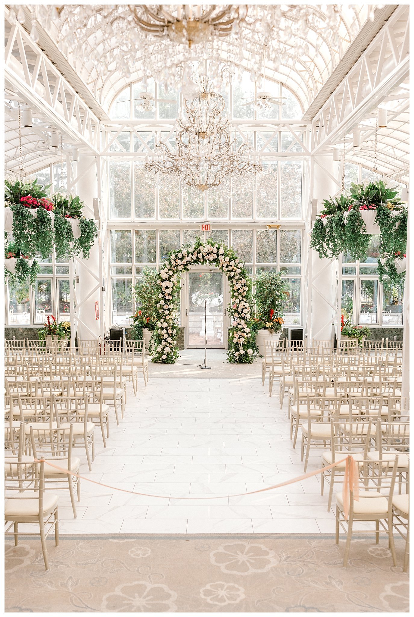 Photo: Lytle Photo Co   Ceremony  