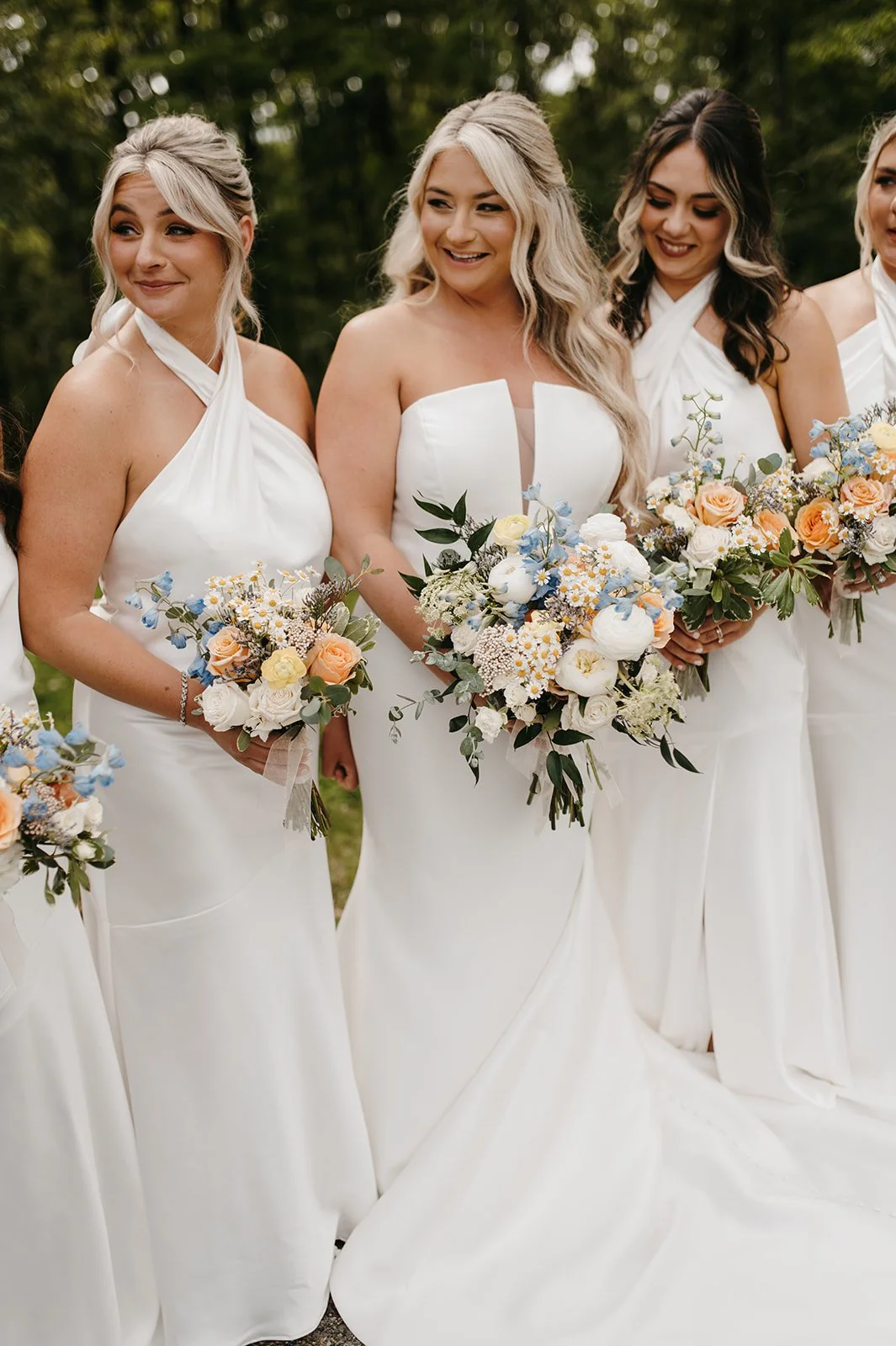 Photo: Samantha Glennon   Bouquet, Bridesmaids  