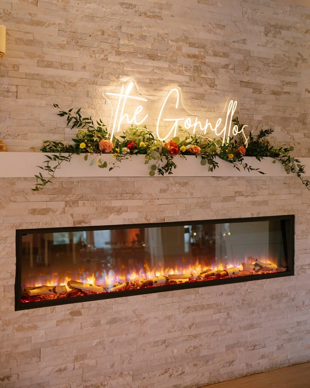 Photo: Alexandra Eveland   Reception  