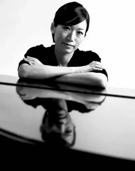 Yoko Greeney, piano/synth