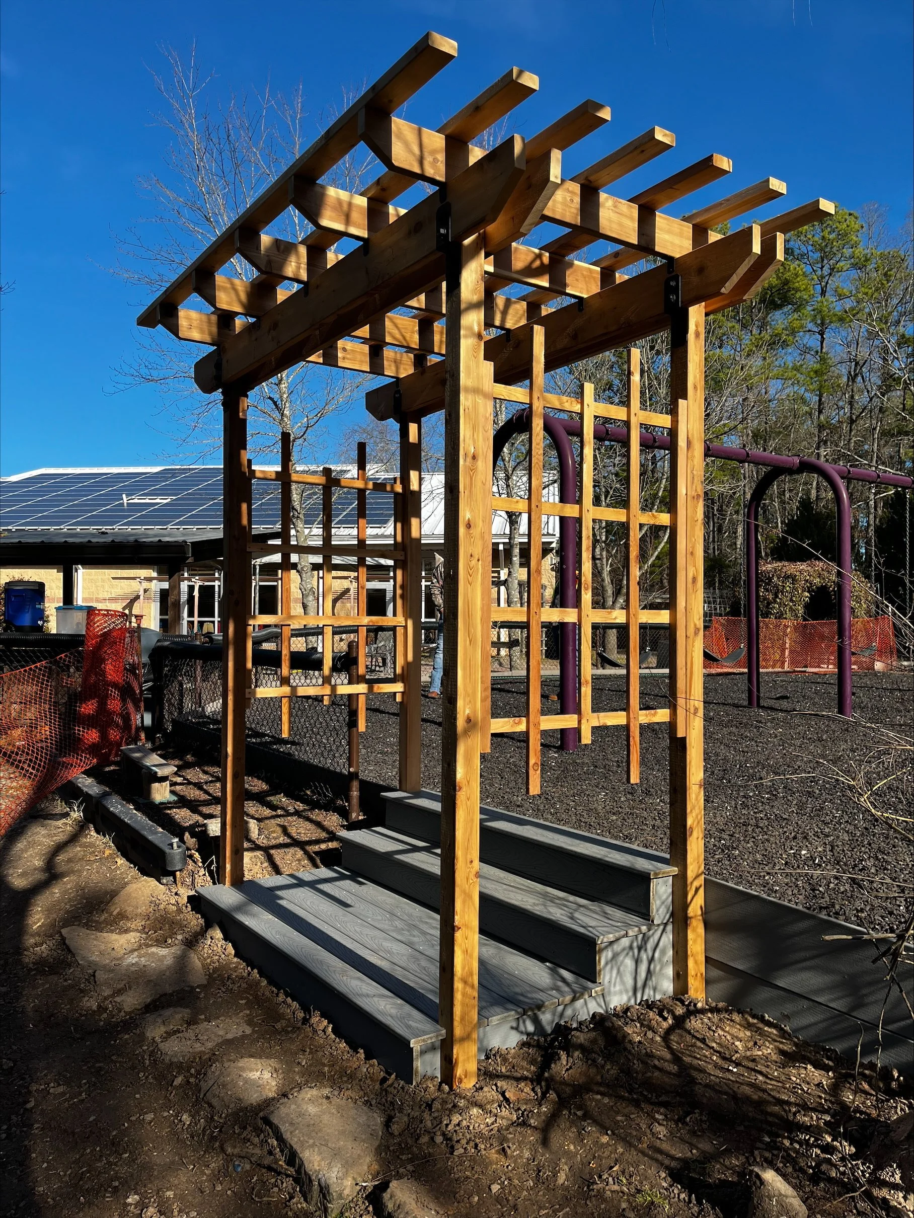 Trellis Side View.jpg