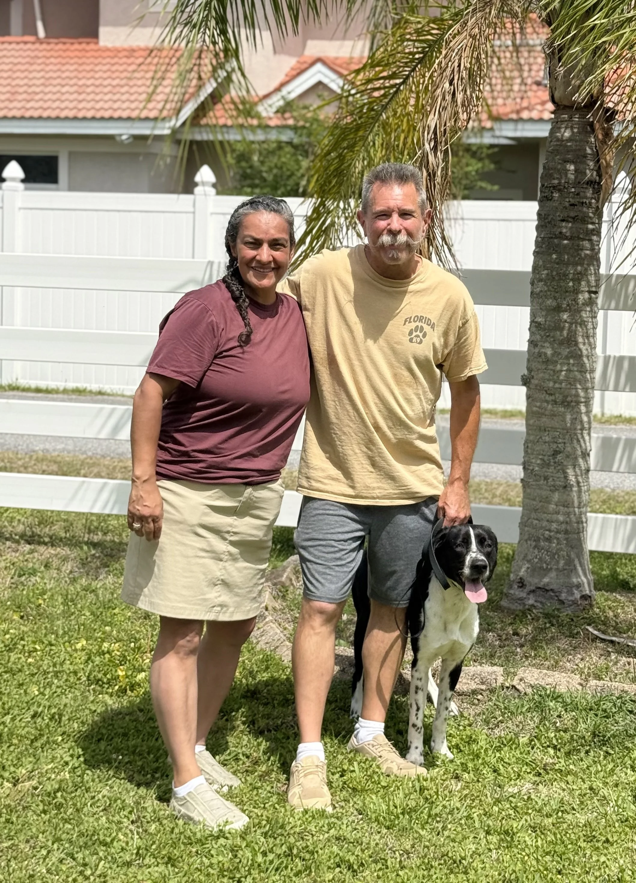 Angela is a lead mold dog handler at Clarity Canine Inspections and was trained by Bill Weinstein.