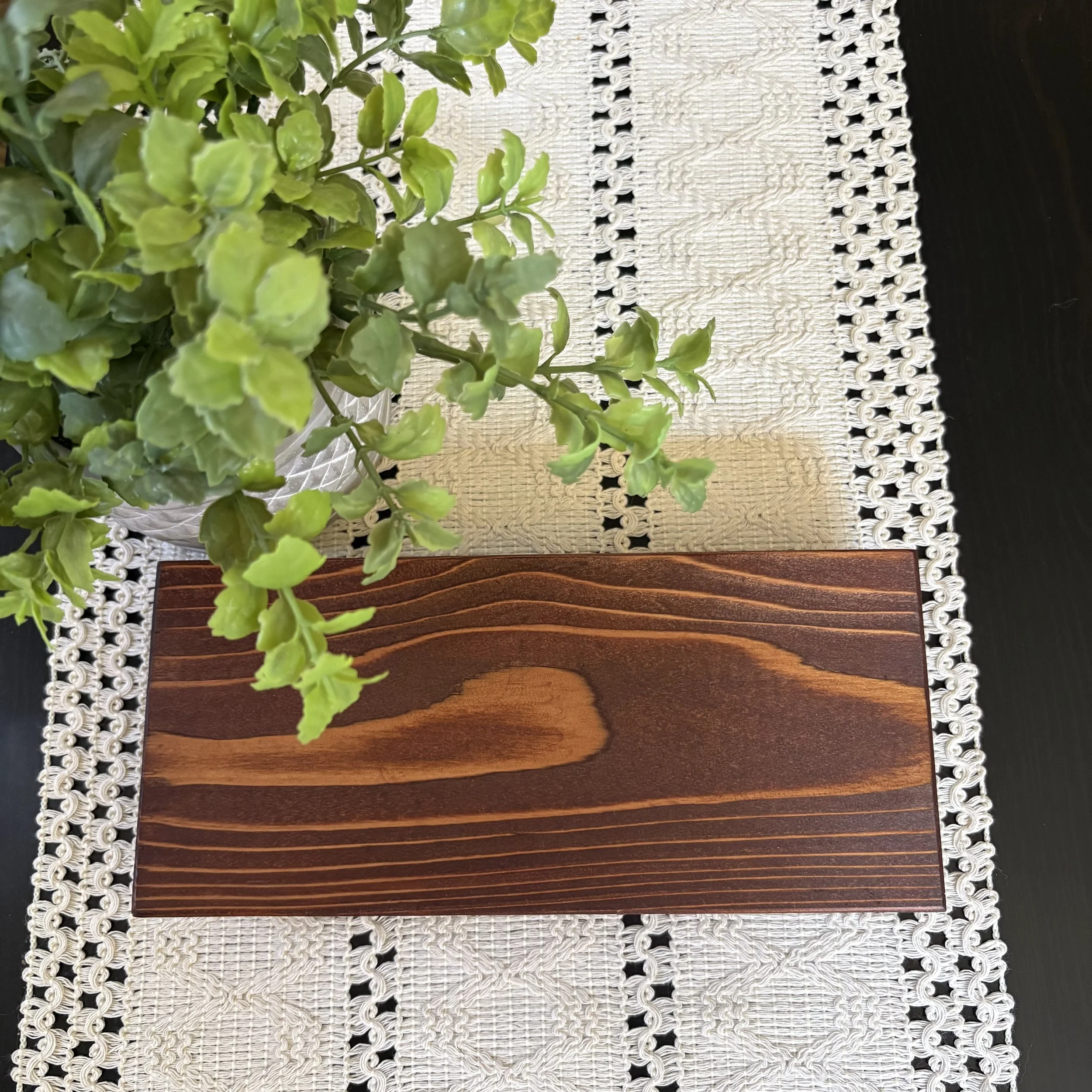 Chestnut on Cedar Riser