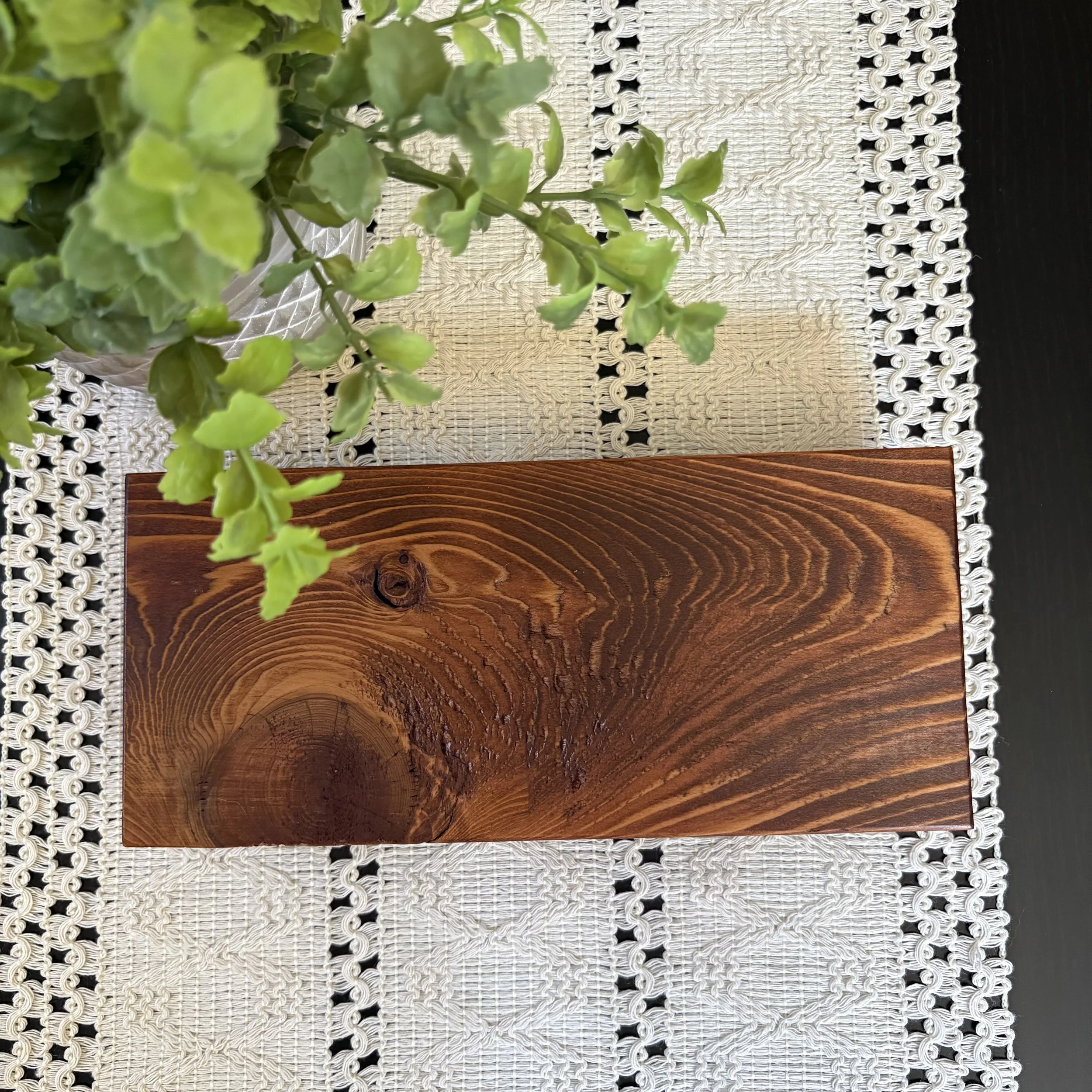 Chestnut on Cedar Riser