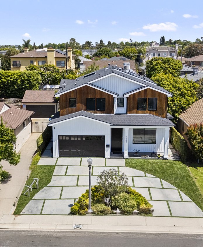 755 Stewart Ave 1.jpg