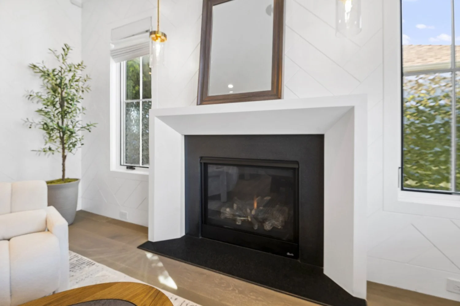 755 Stewart Ave 12.jpg