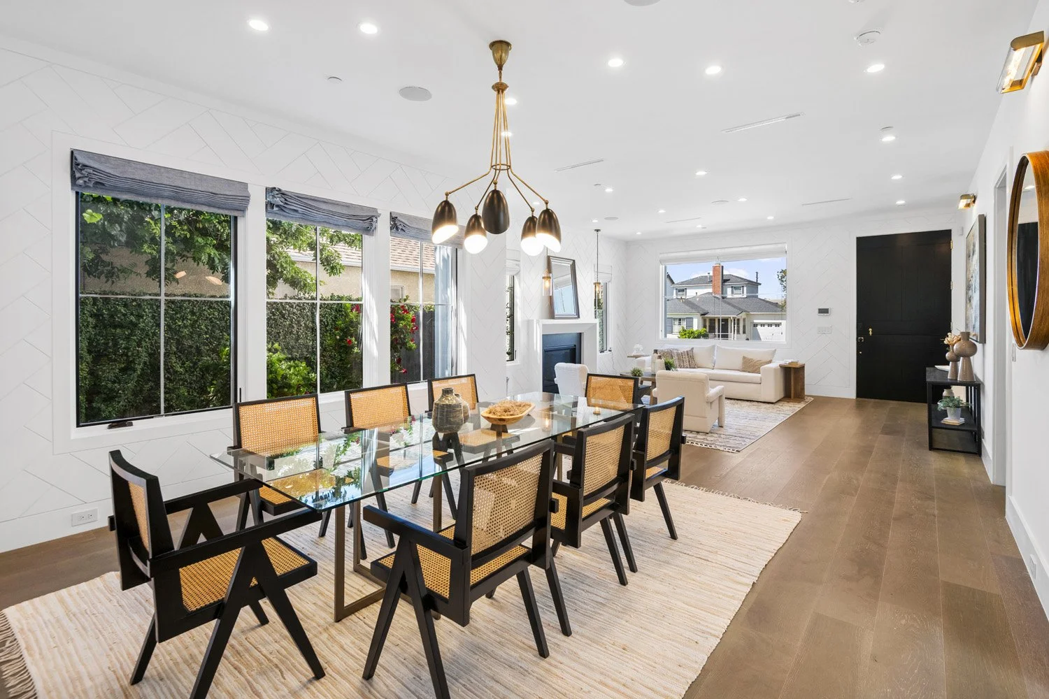 755 Stewart Ave 15.jpg