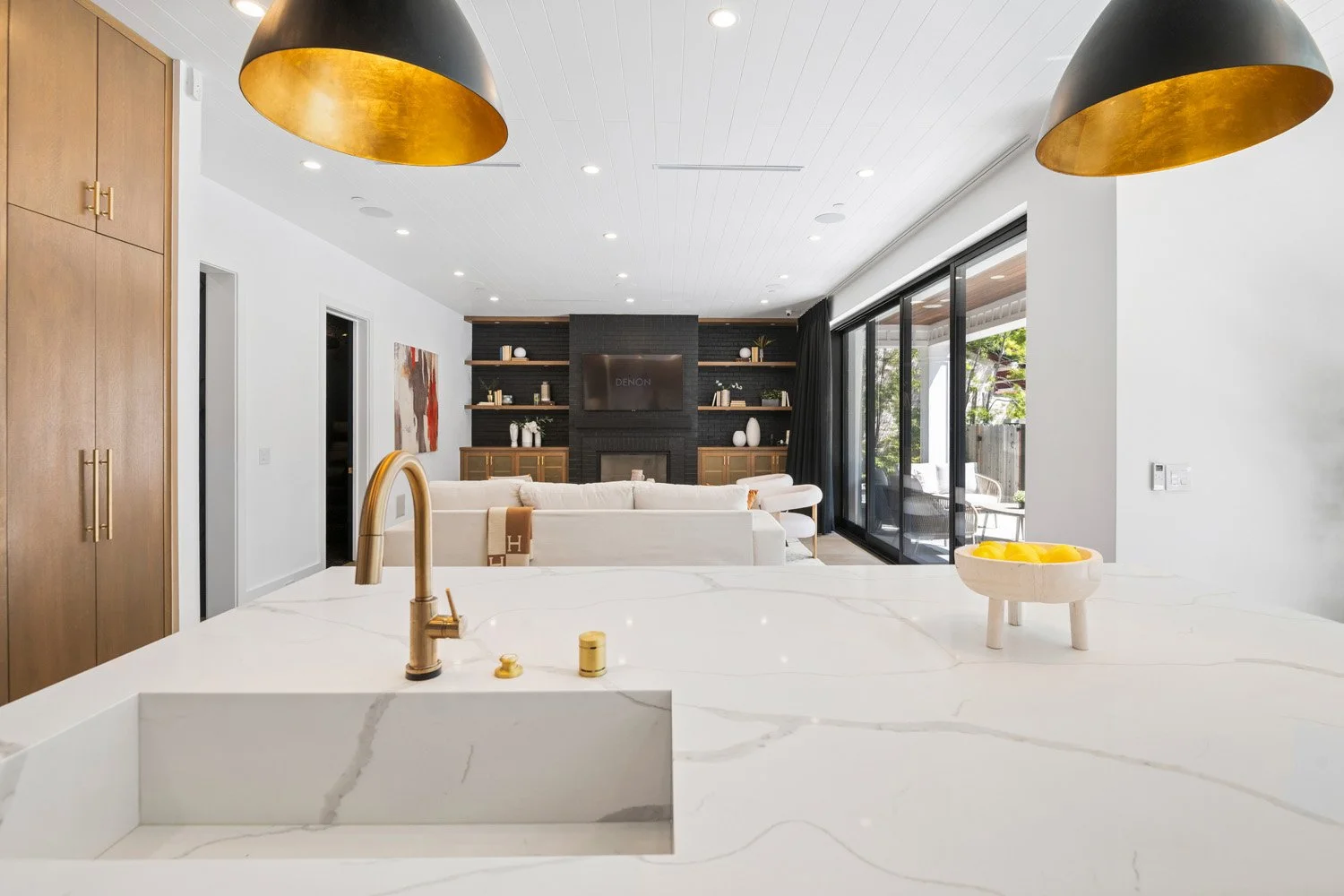 755 Stewart Ave 24.jpg