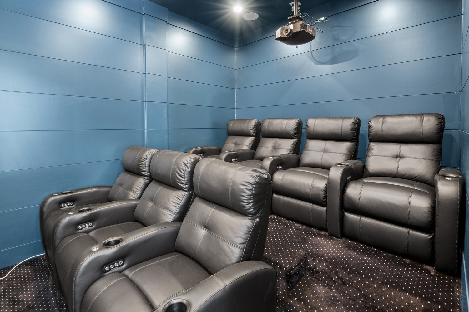 755 Stewart Ave 32.jpg