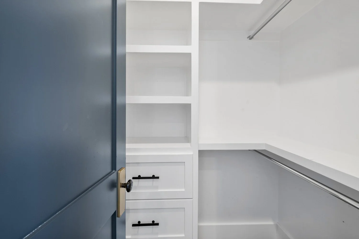 755 Stewart Ave 44.jpg