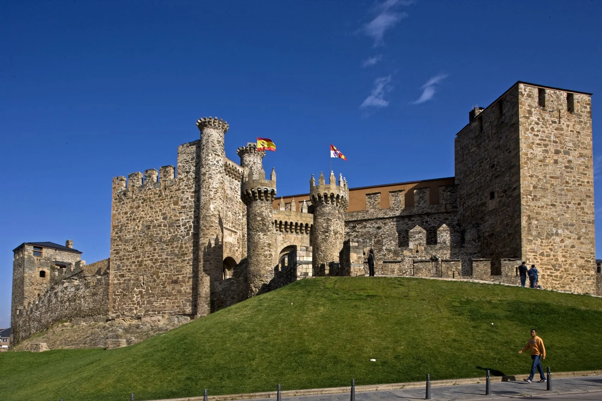 Ponferrada castillo .jpg