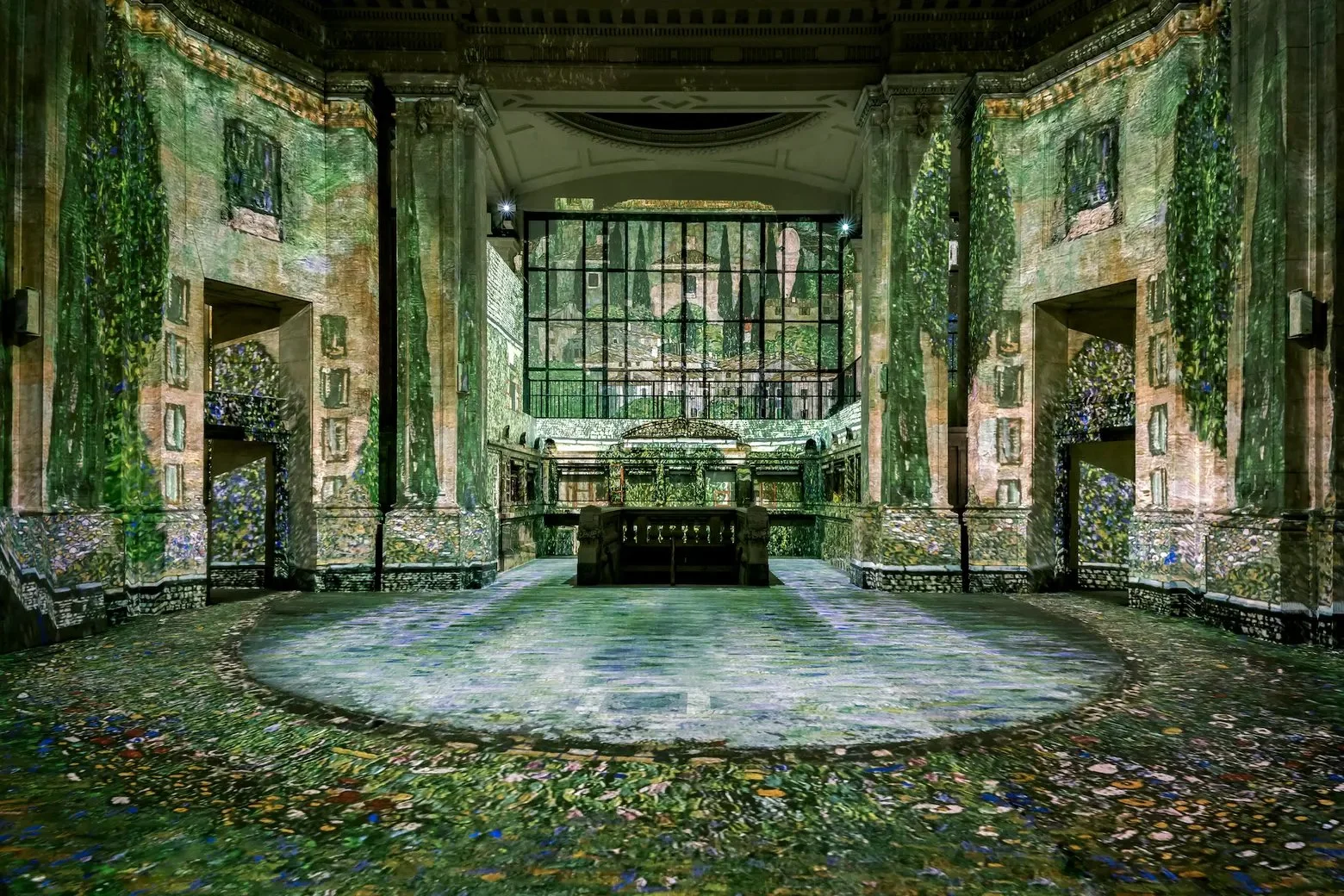 Hall-des-Lumieres-11.jpg