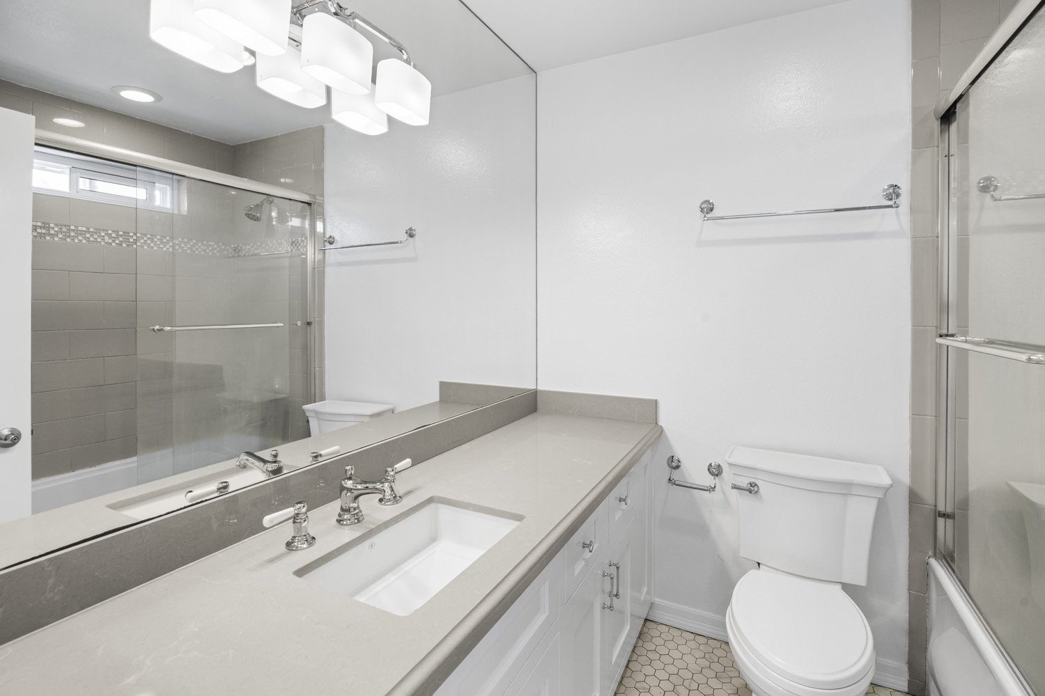 1833 Hatteras Ave 18.jpg