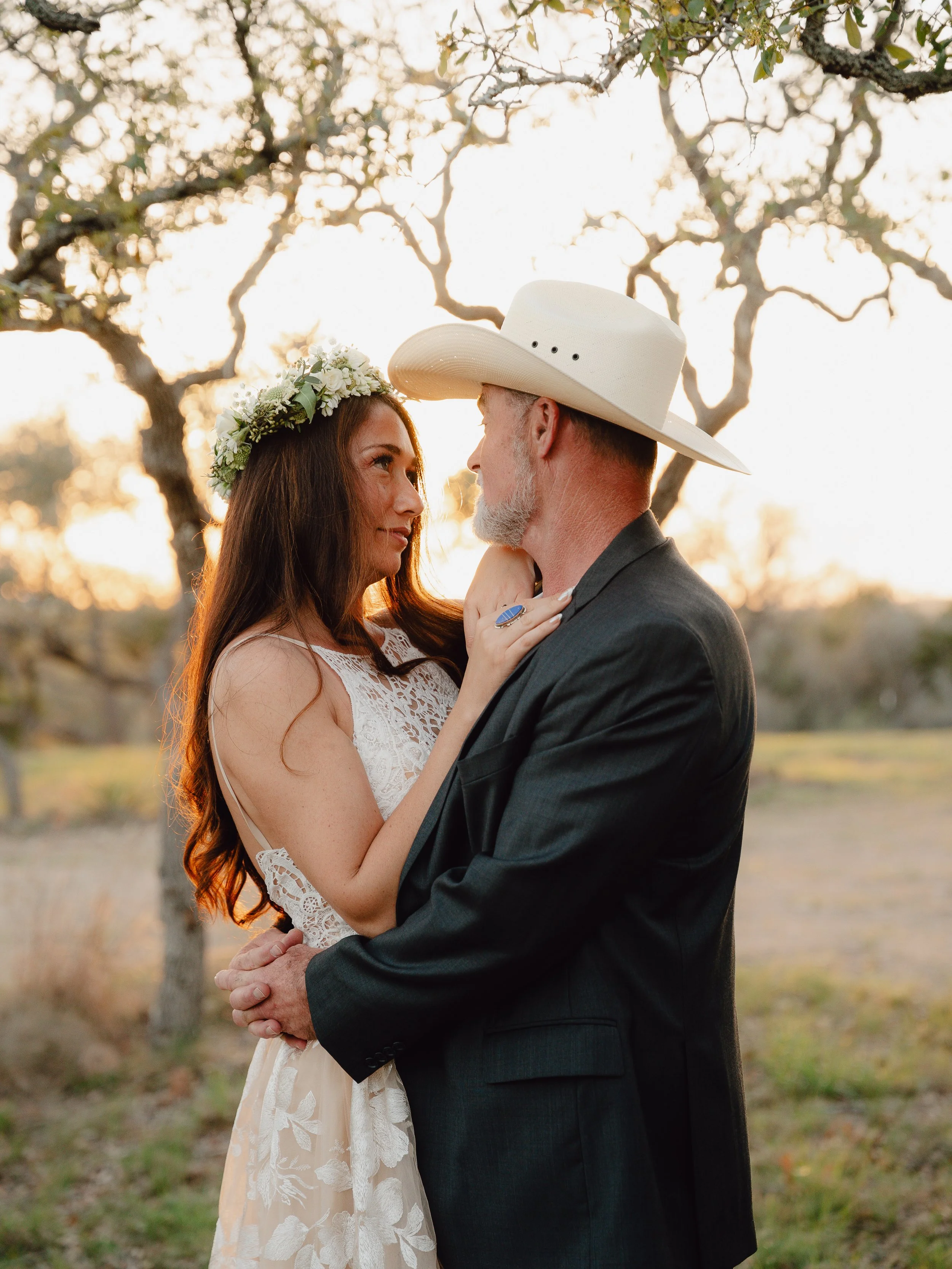 Bride and groom at outdoor San Antonio wedding ceremony