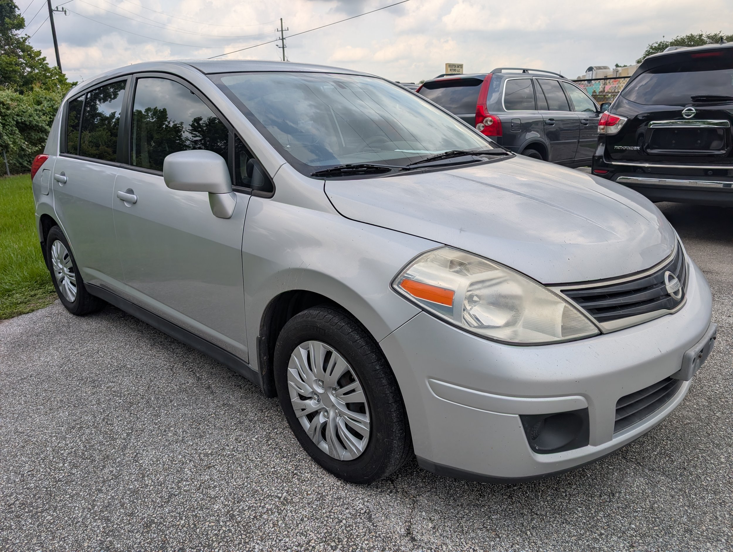 2010 Nissan Versa $2495