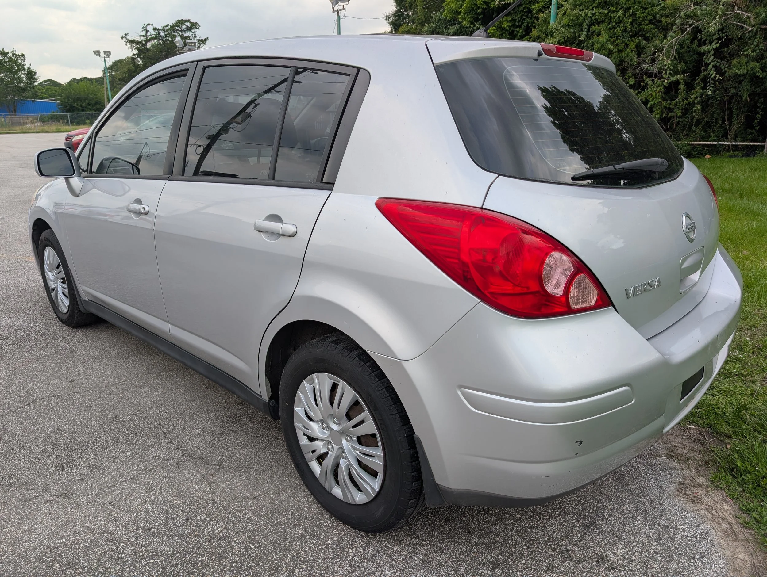 2010 Nissan Versa $2495
