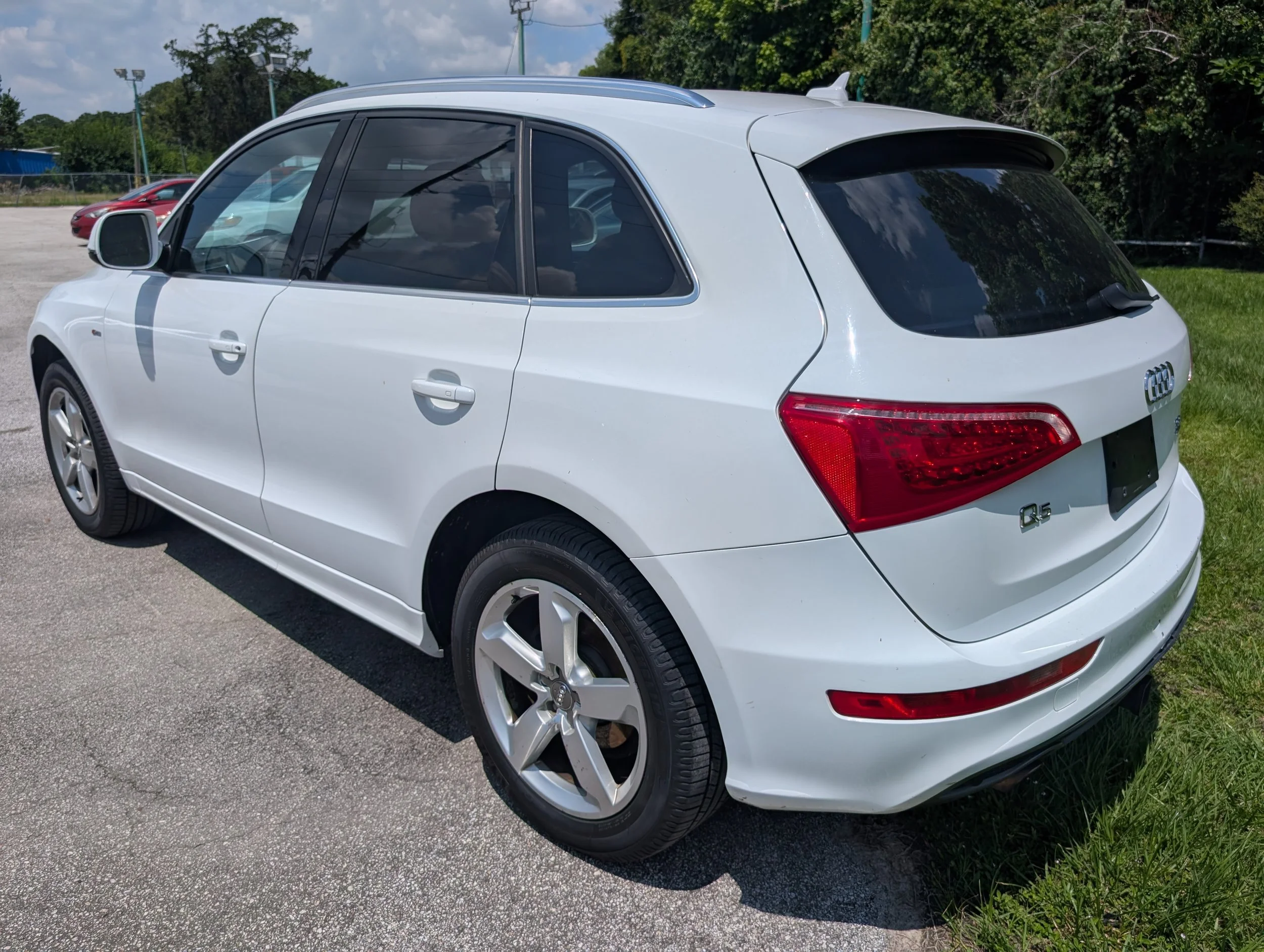 2011 Audi Q5 $5495