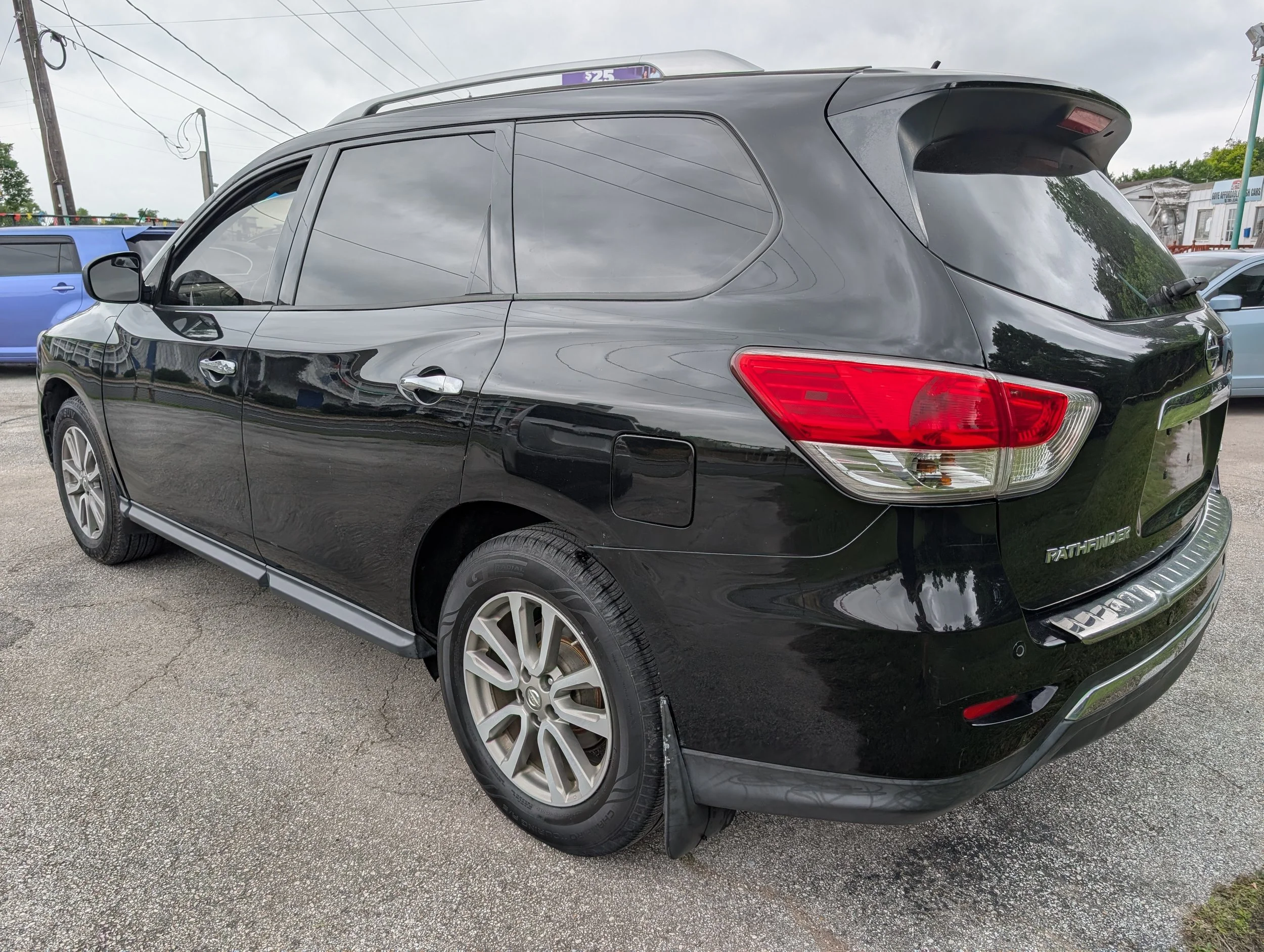 2014 Nissan Pathfinder $4495