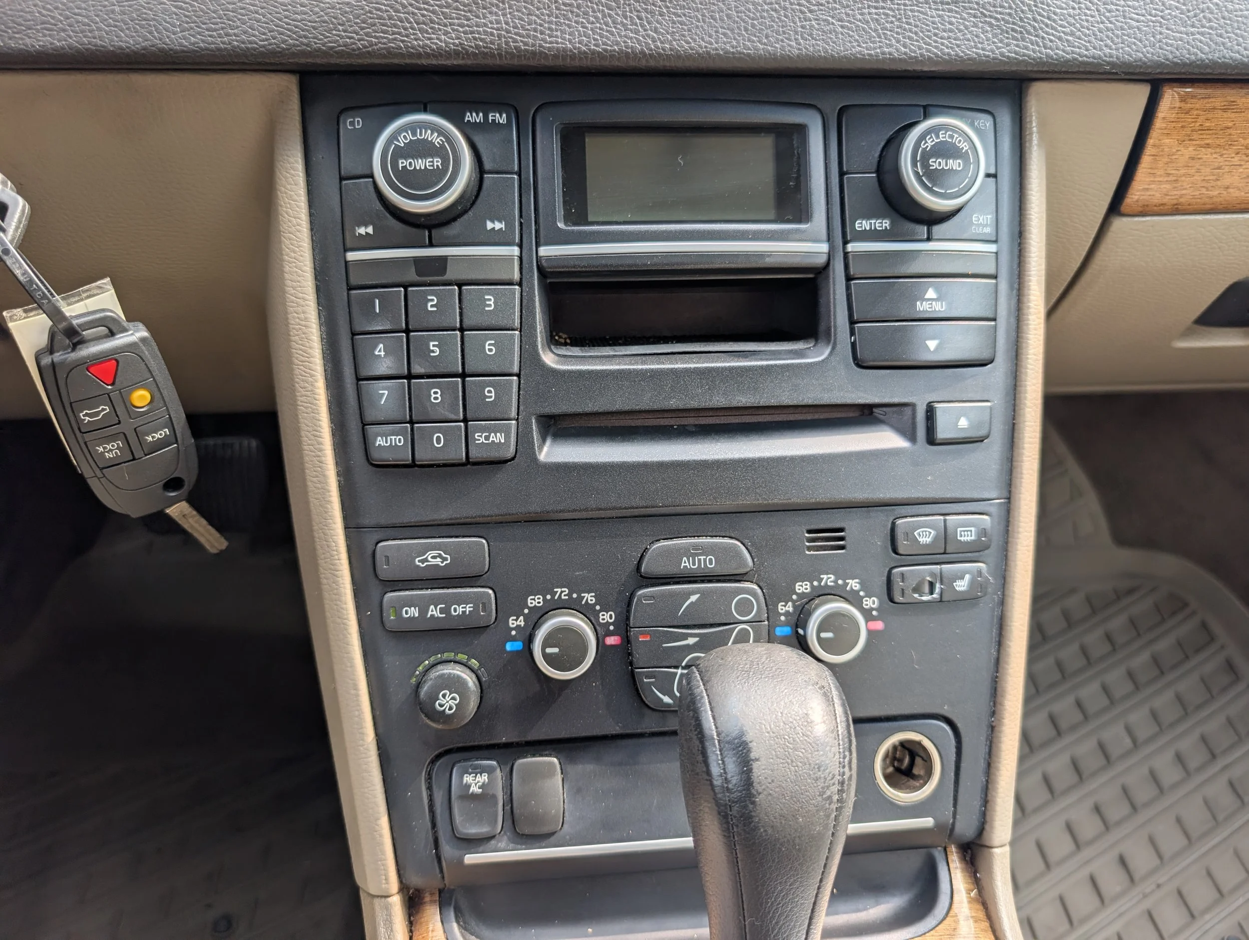 2007 Volvo XC90 $2995