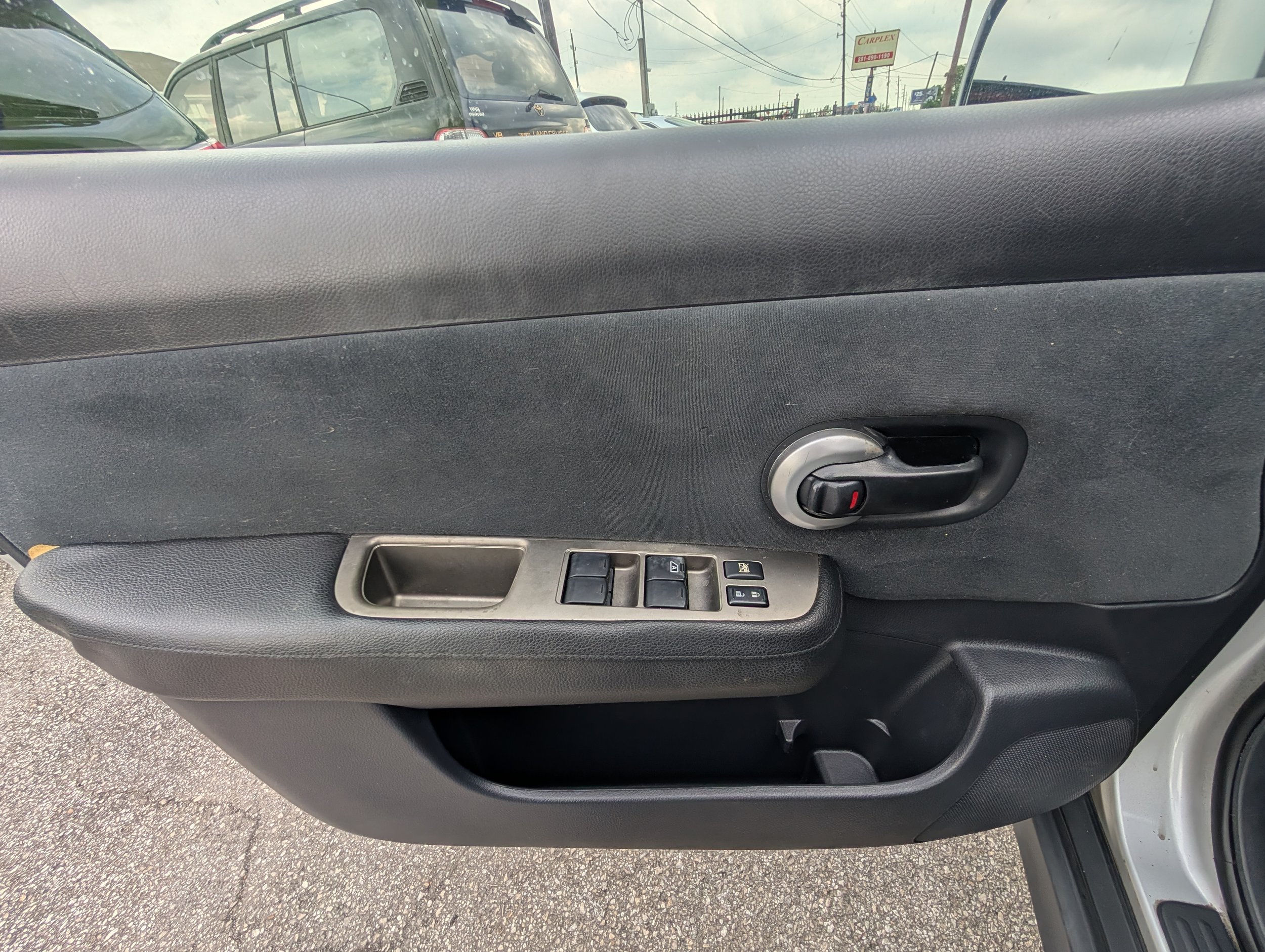 2010 Nissan Versa $2495