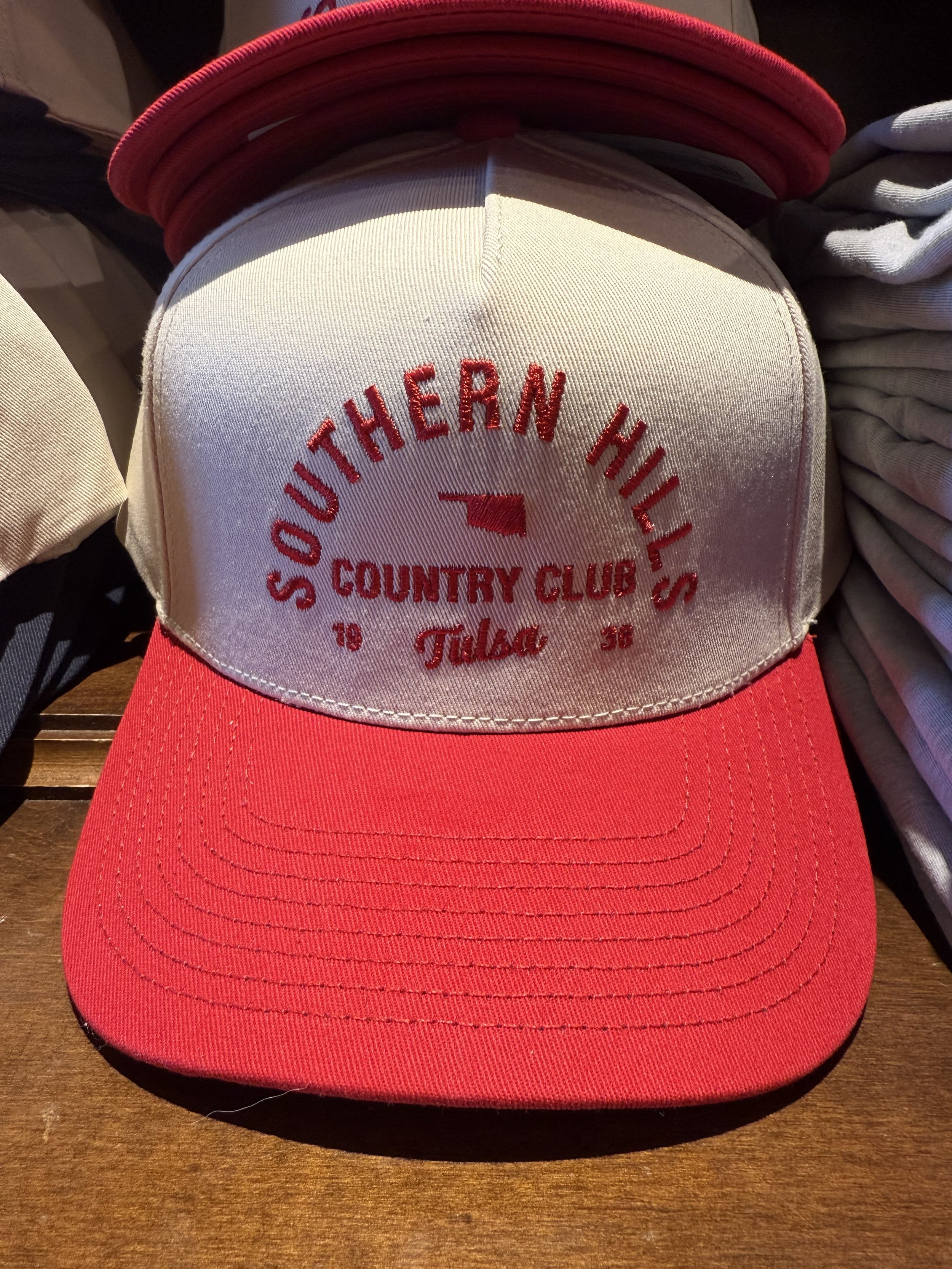 323FPC - Cream/Red