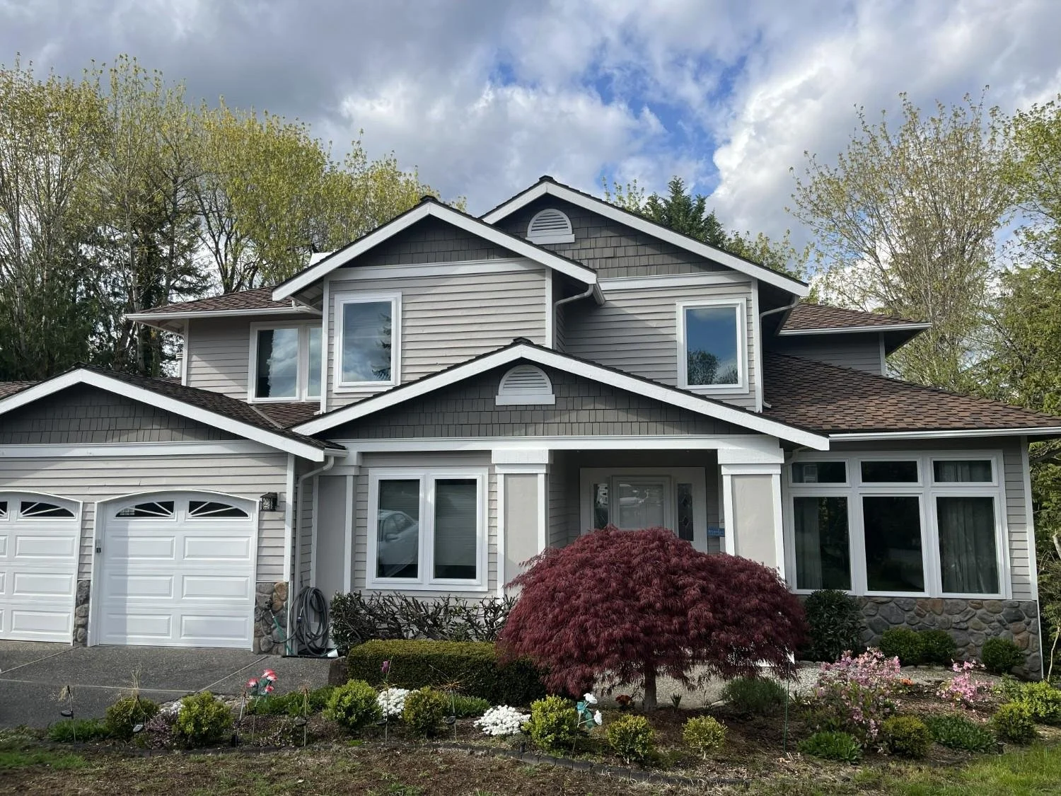 Sammamish home on a larger lot compared to Redmond real estate on the Eastside