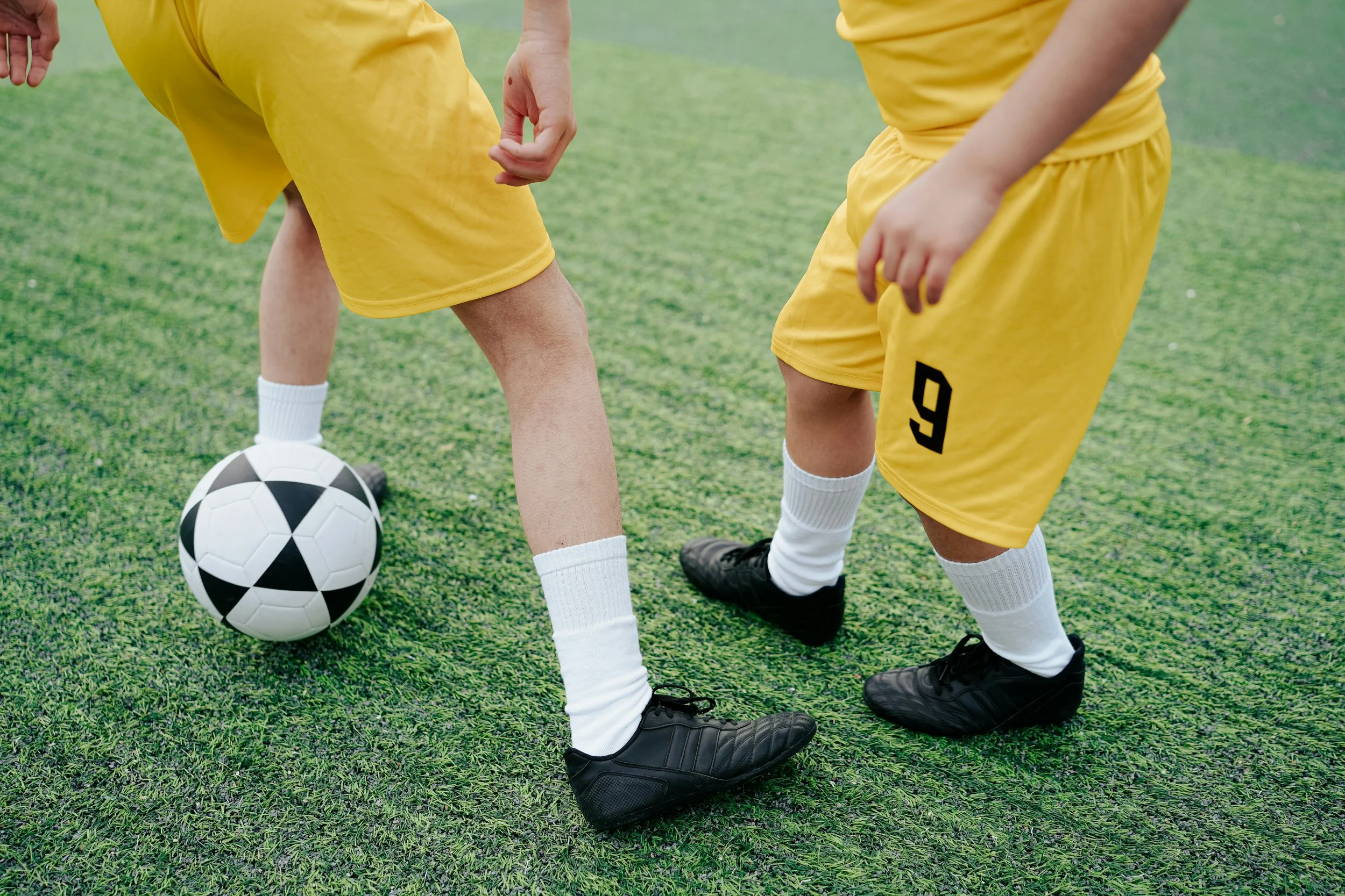 Children participating in youth sports and outdoor activities in Sammamish, WA