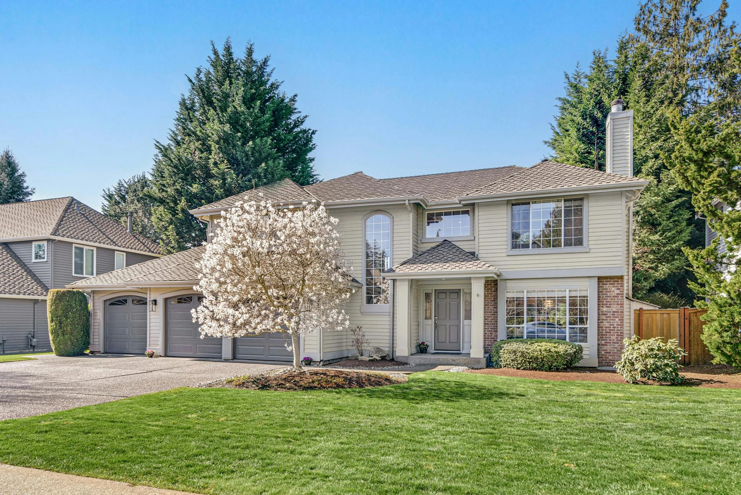 sammamish-washington-home-exterior.jpg