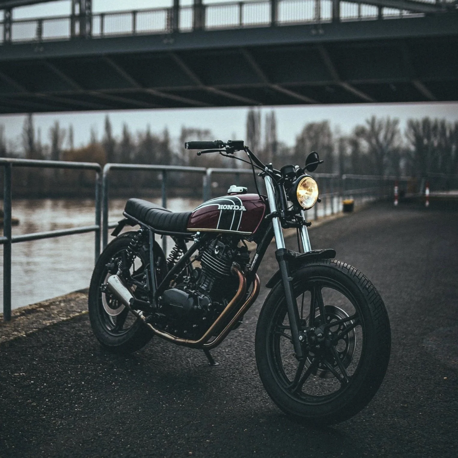 AMP Moto – Honda FT 500: Zwischenstop auf der Durchreise