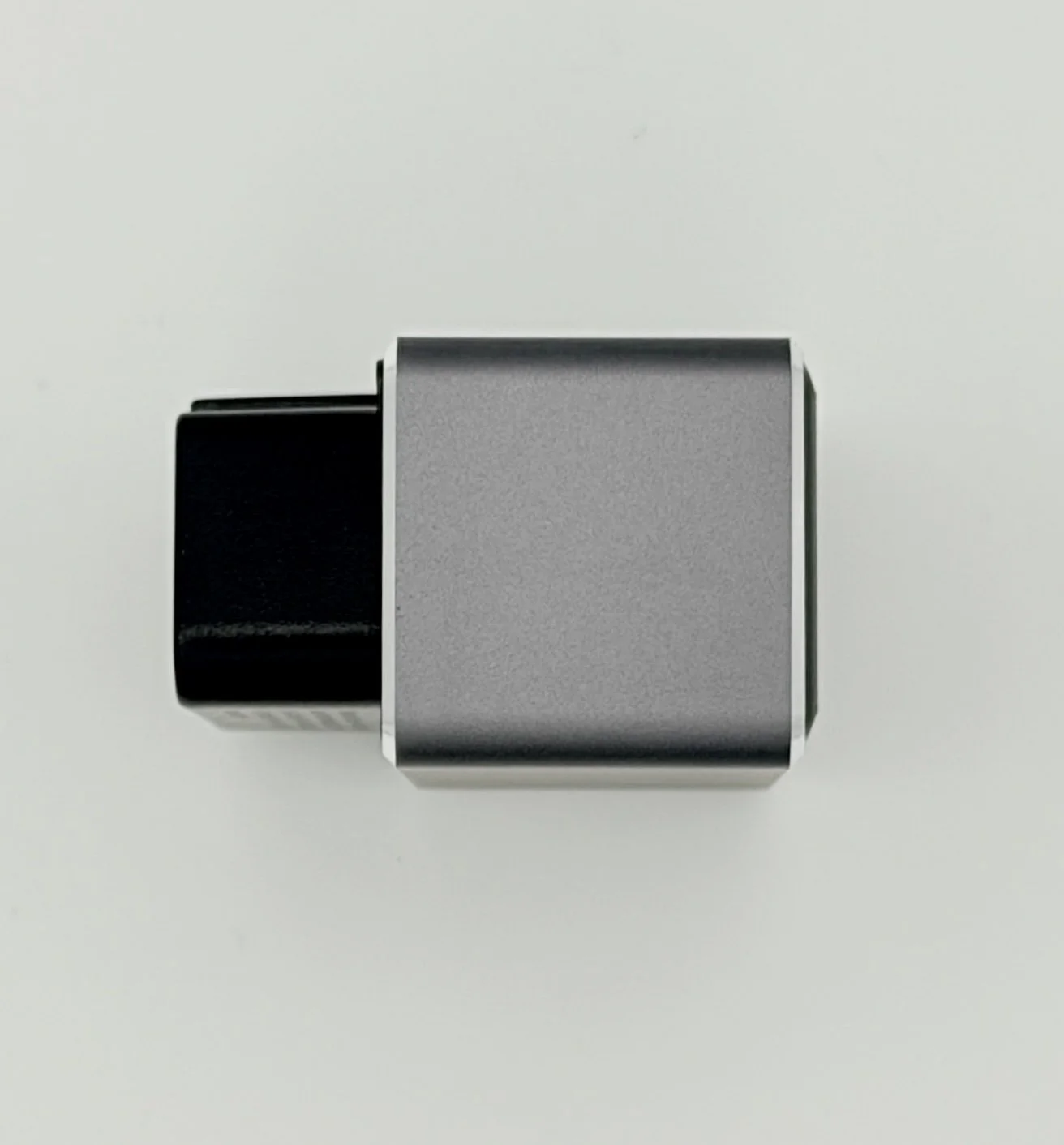 OBD-Dual USB charging port-tesla-model y-3-11.jpg