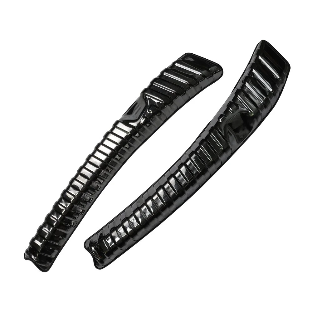 Model3-Highland-Trunk Sill Protectors-7.jpg