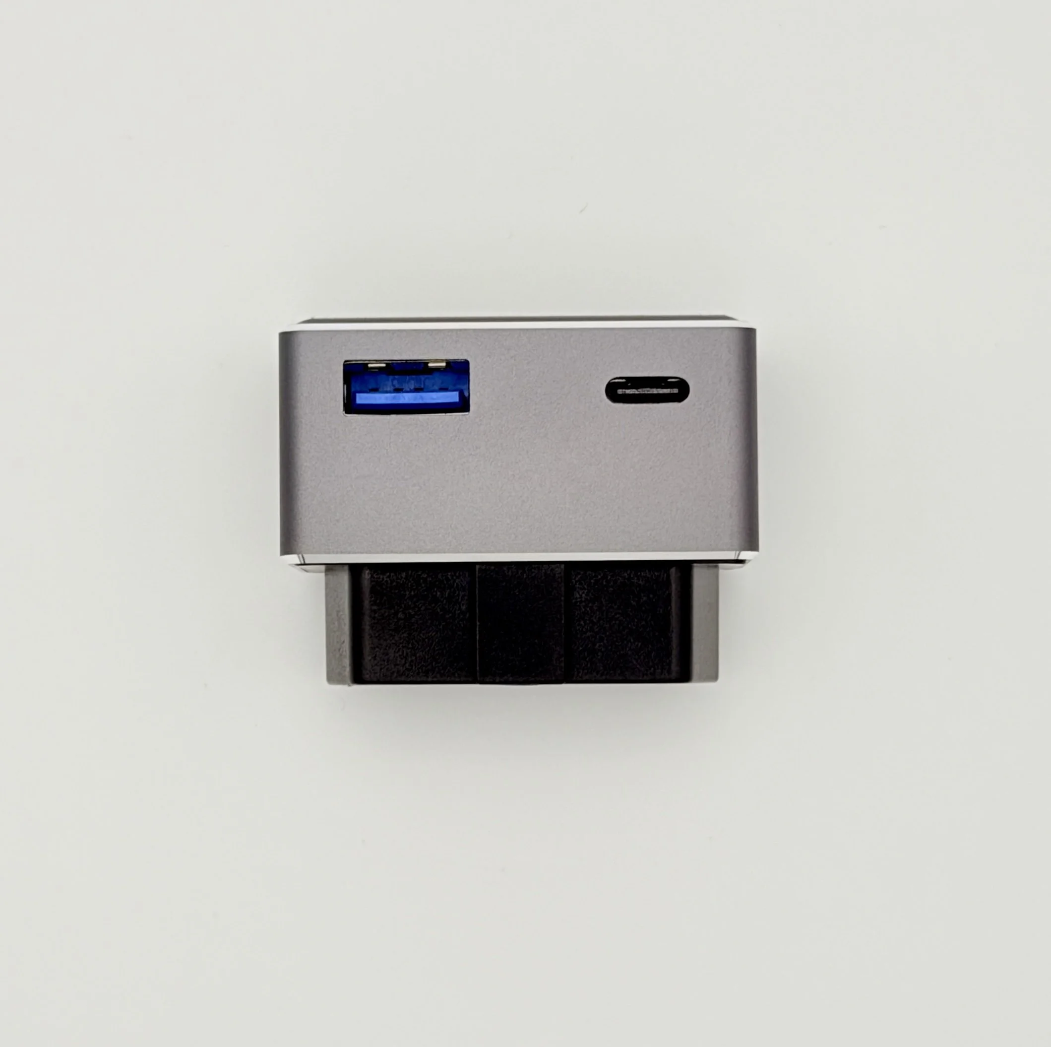 OBD-Dual USB charging port-tesla-model y-3-8.jpg
