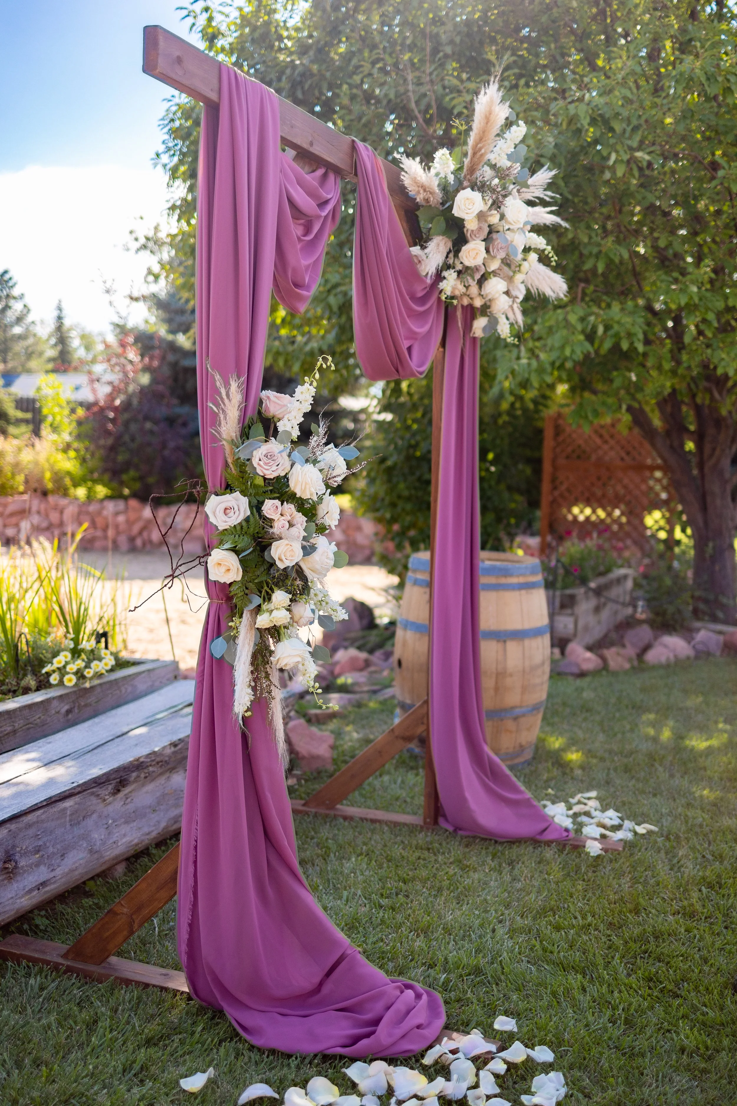 marquisephotography_Kinsey_Nikko_wedding_hillsidevineyard_081222-380.jpg