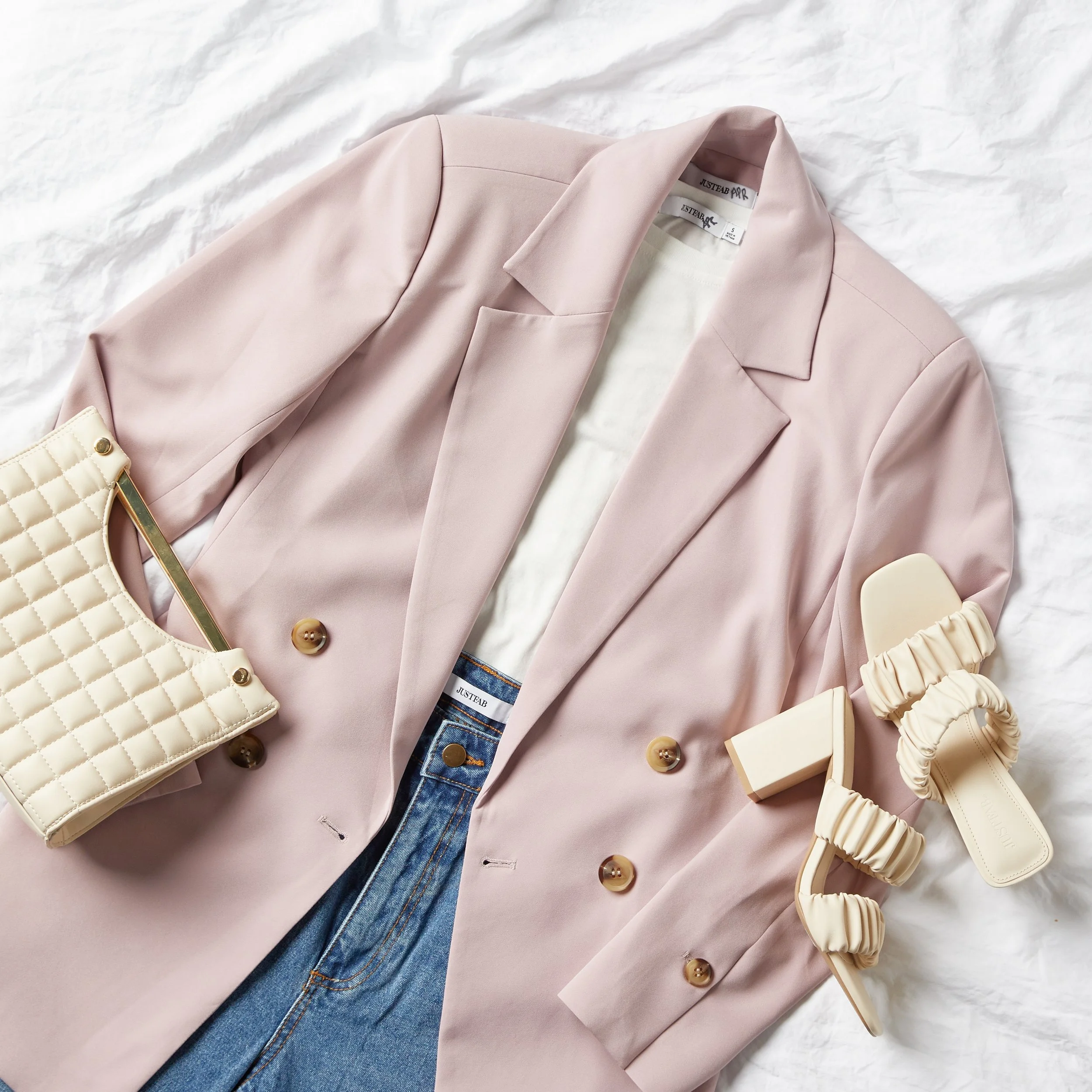 JFE_210205_Flatlays-April-05 173.jpg