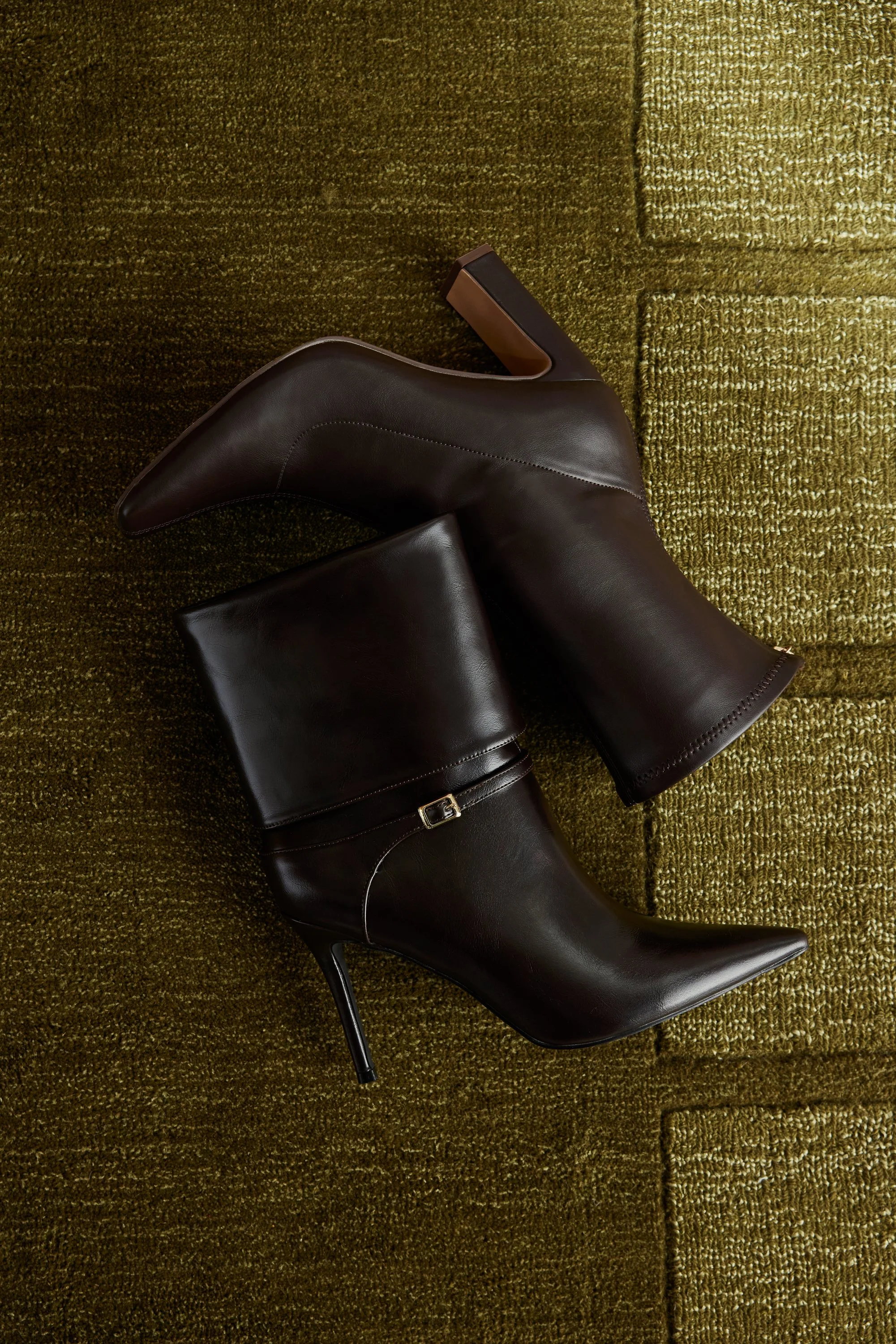250624_Editorial_JF_0801_HEELED-BOOT-SHOP-4.jpg