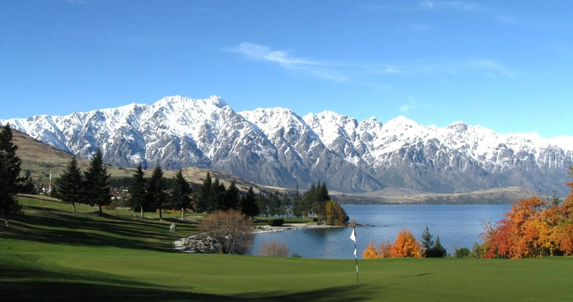 5th Hole from the back of the green at Queenstown Golf Club.jpg