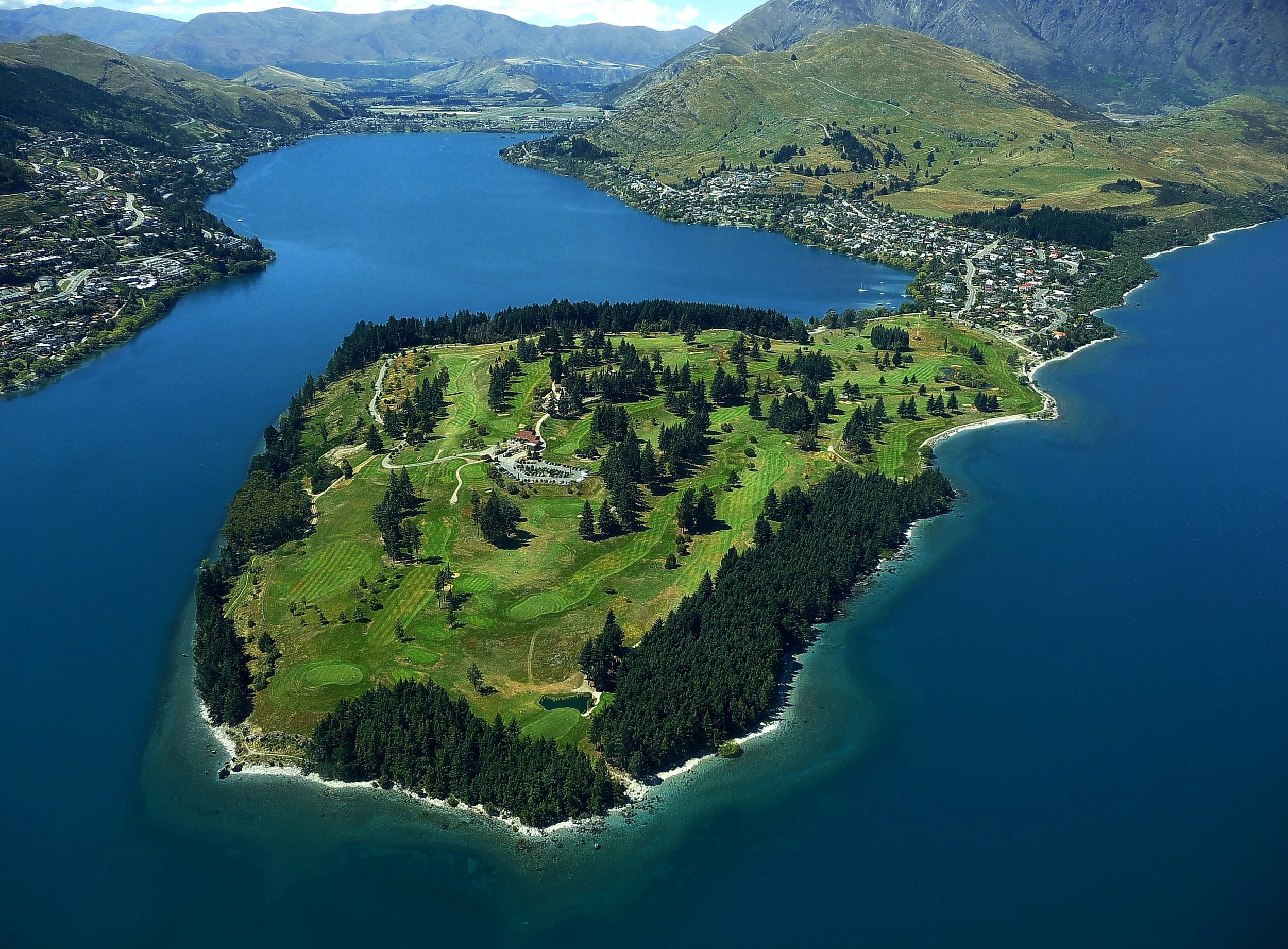 Arial shot at Queenstown Golf Club.jpg
