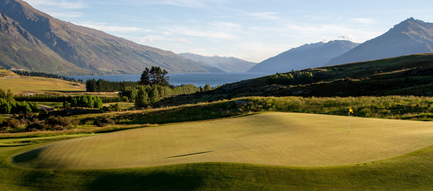 Jacks Point_3rd Hole from the Green.png