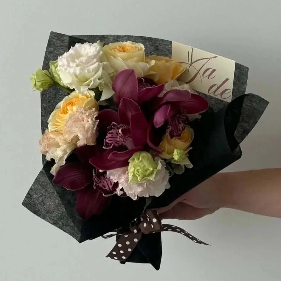 Flower Bouquet (S/$70)