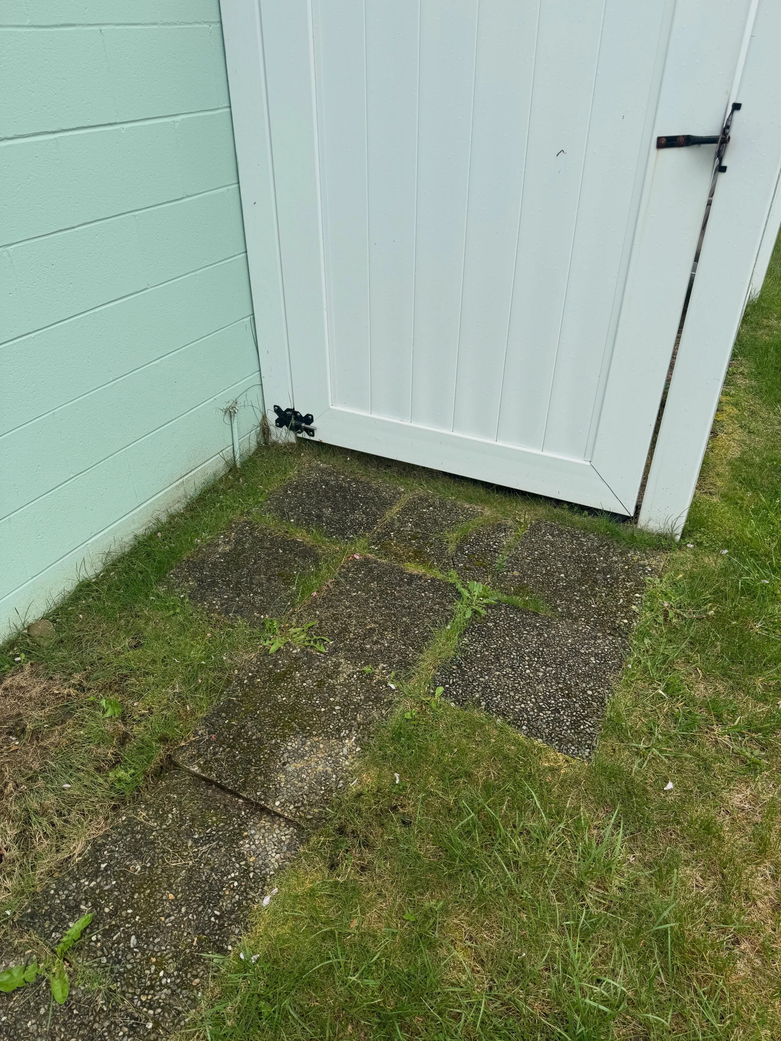 At TRM Property Maintenance we offer full property maintenance services! Anything from cleaning up showers, patios, lawn care, cleaning or just the work you don&rsquo;t want to do, we have you covered! Get your free tailored now, link in bio. 

#prop
