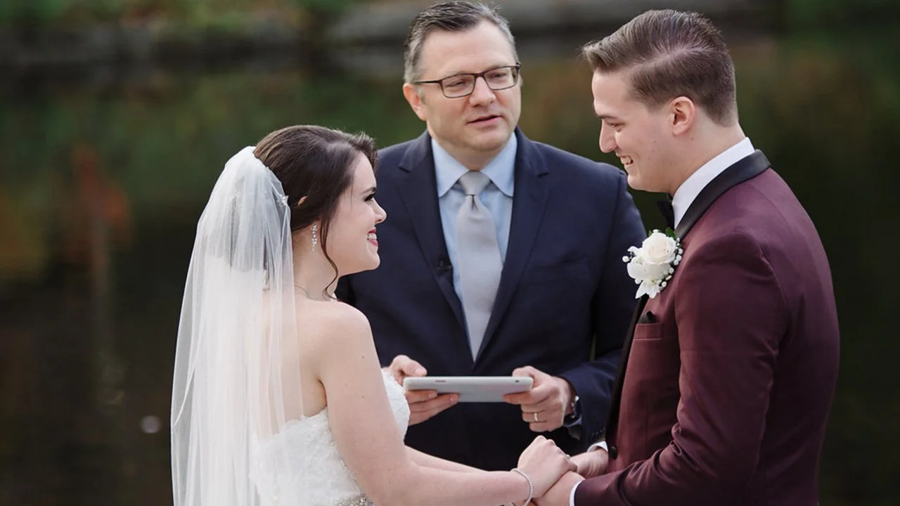 MauraKyle-ProspectParkBoathouseWedding-NovemberWeddingBrooklynNewYork-OliviaChristinaPhoto-152_1280x720.jpg