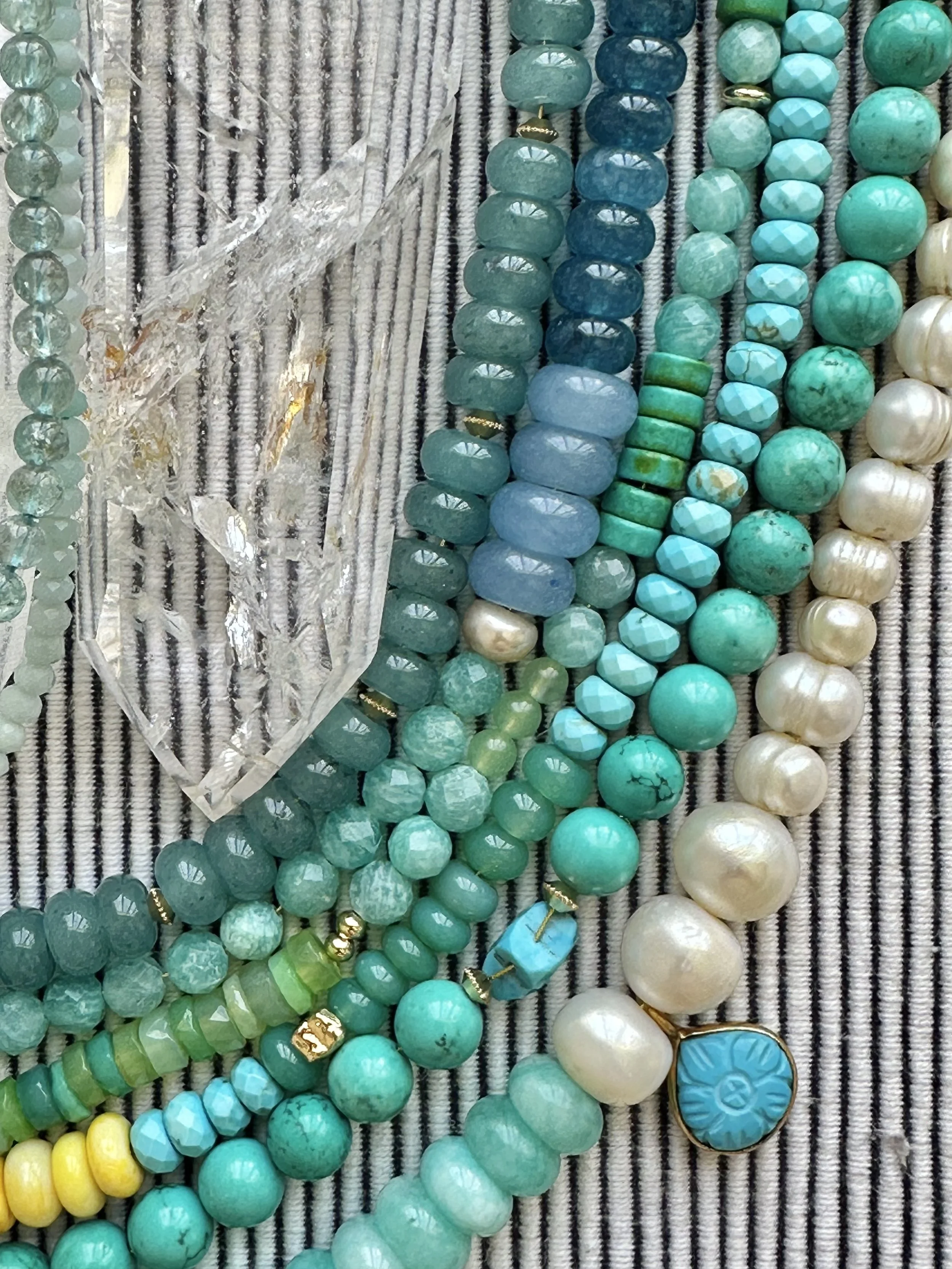Balii_crystals_blue_lagoon_4.jpg