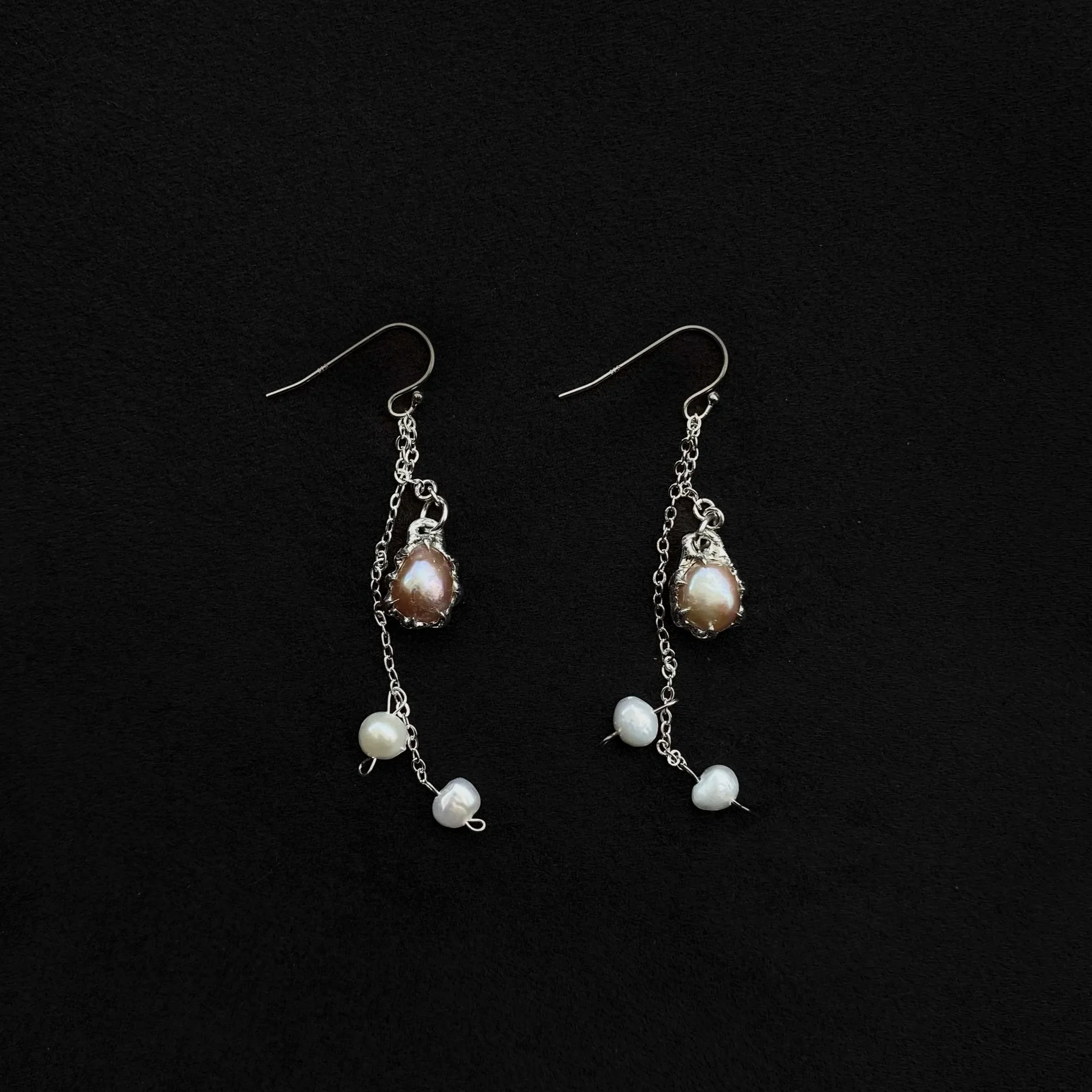 Nerine Earring