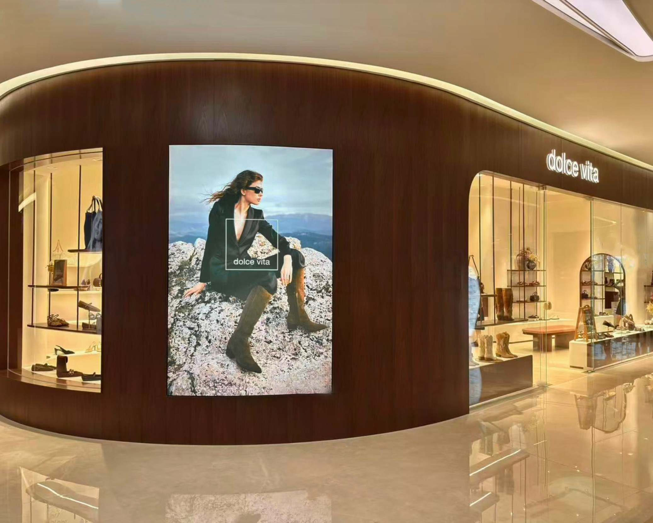 dolce store.PNG