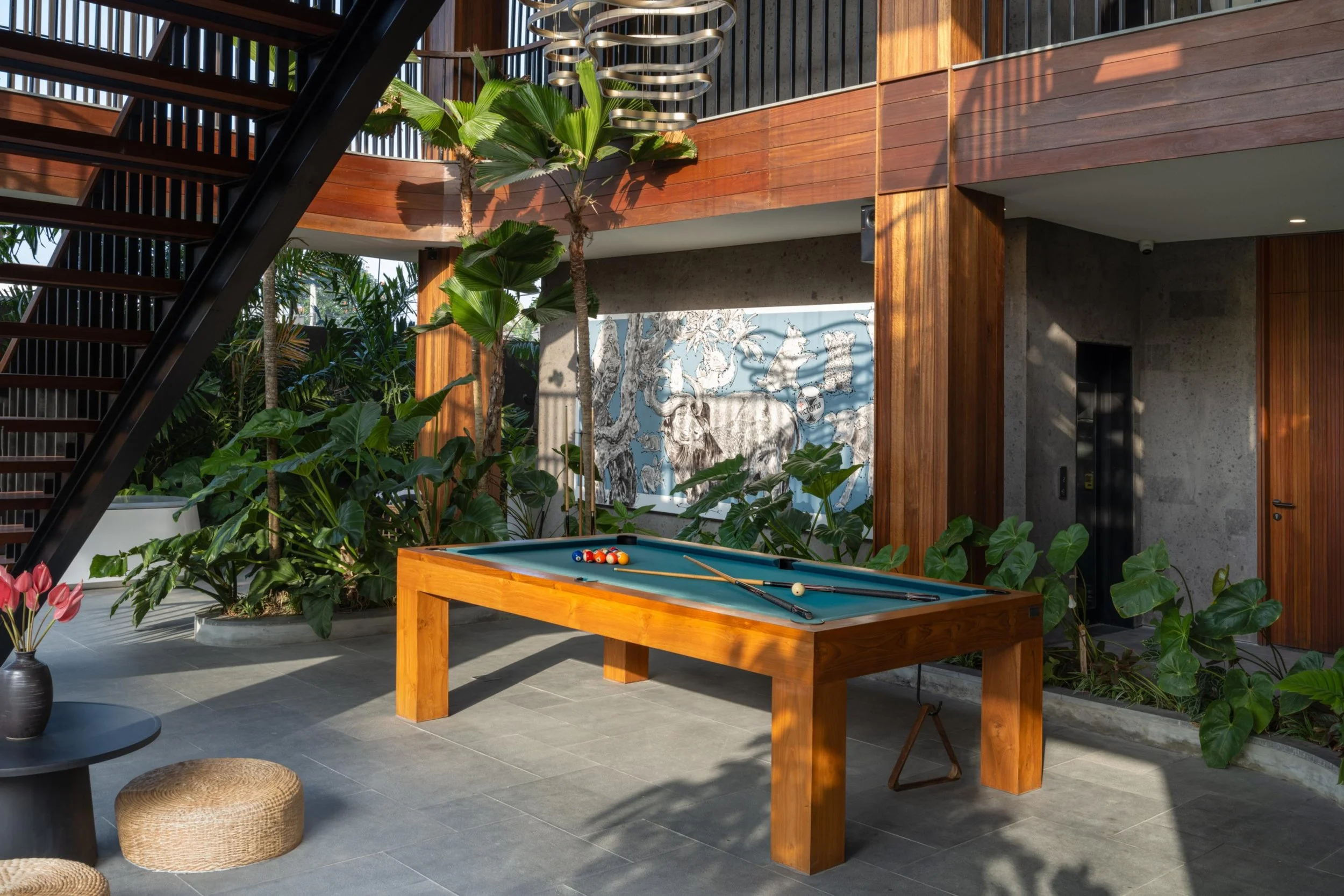 Akashi Residence Pool Table