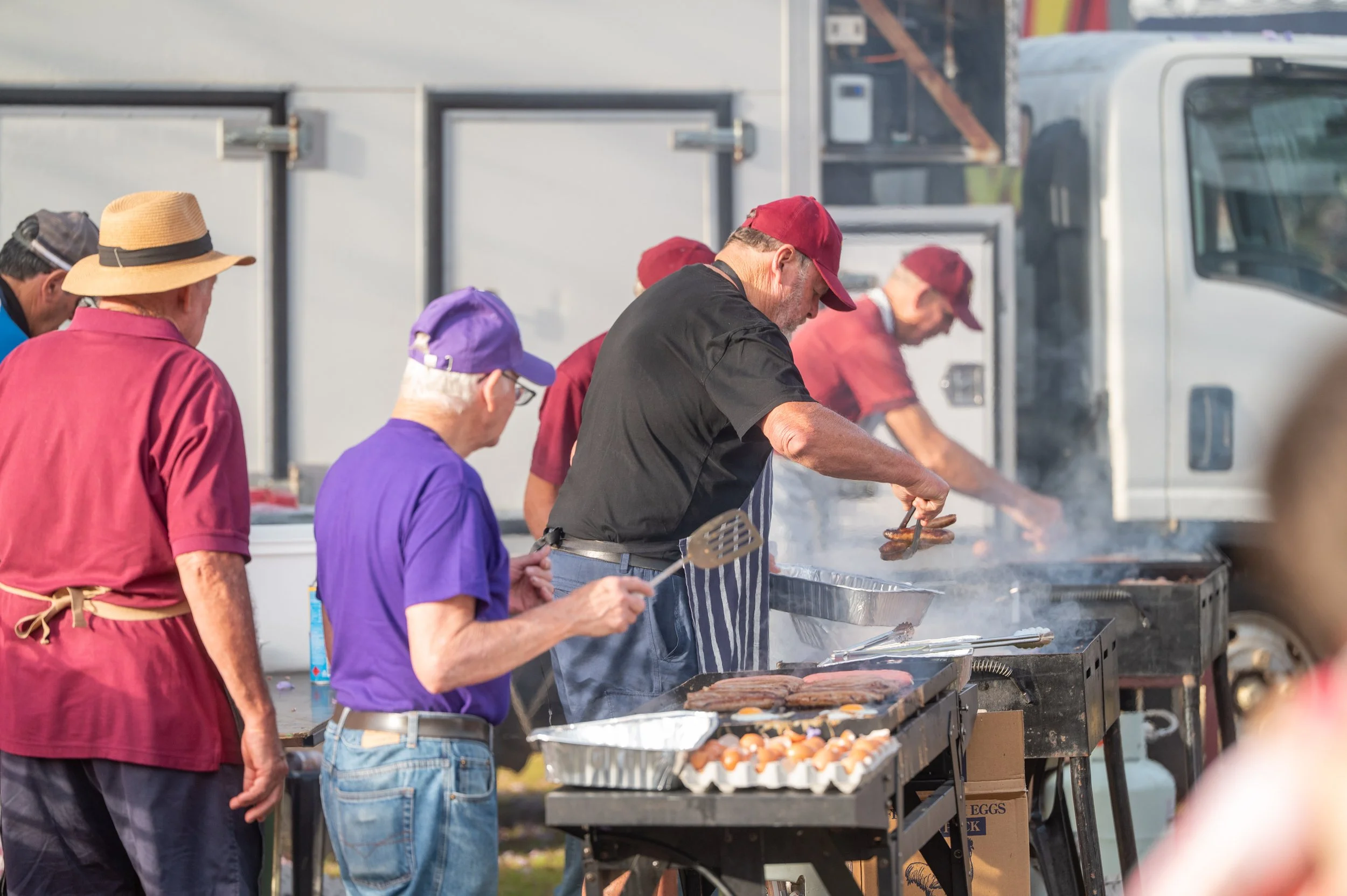 FREE COMMUNITY BREAKFAST