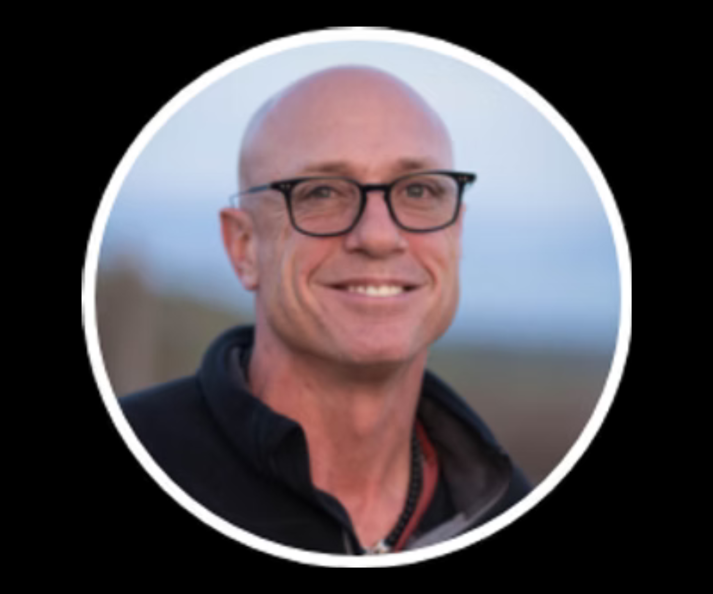 Who Is Dan Perata? A Life Shaped by Dogs, Discipline, and Compassion
